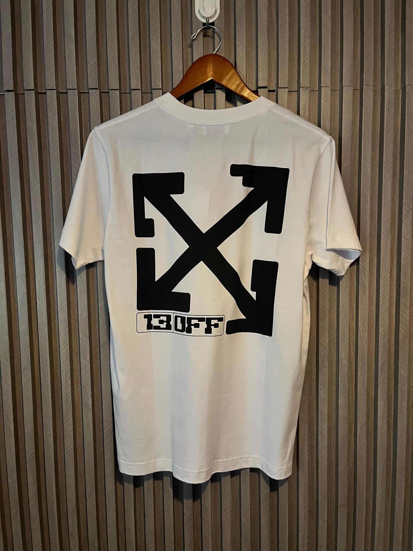 OFF-WHITE T-SHIRT