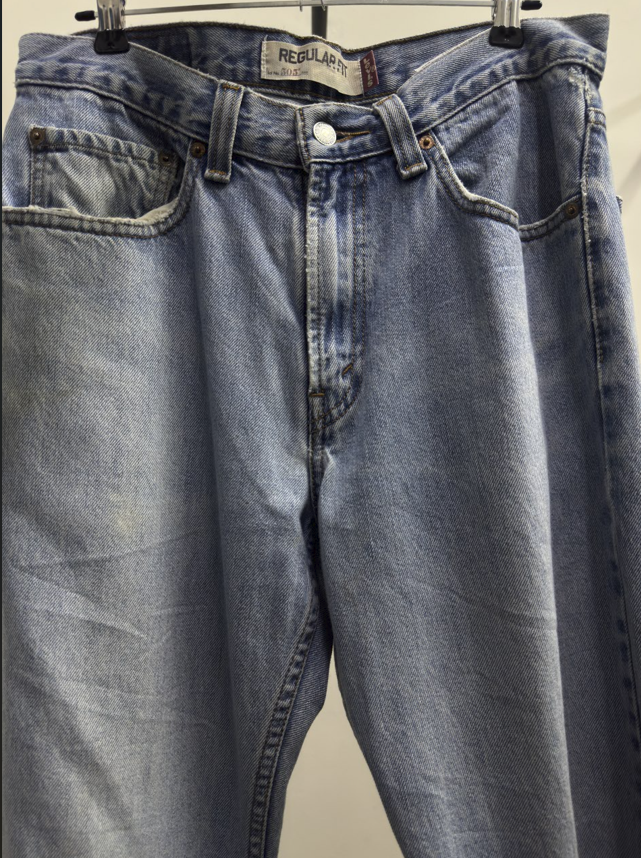 Levi's Regular Fit Light Blue Denim Jeans