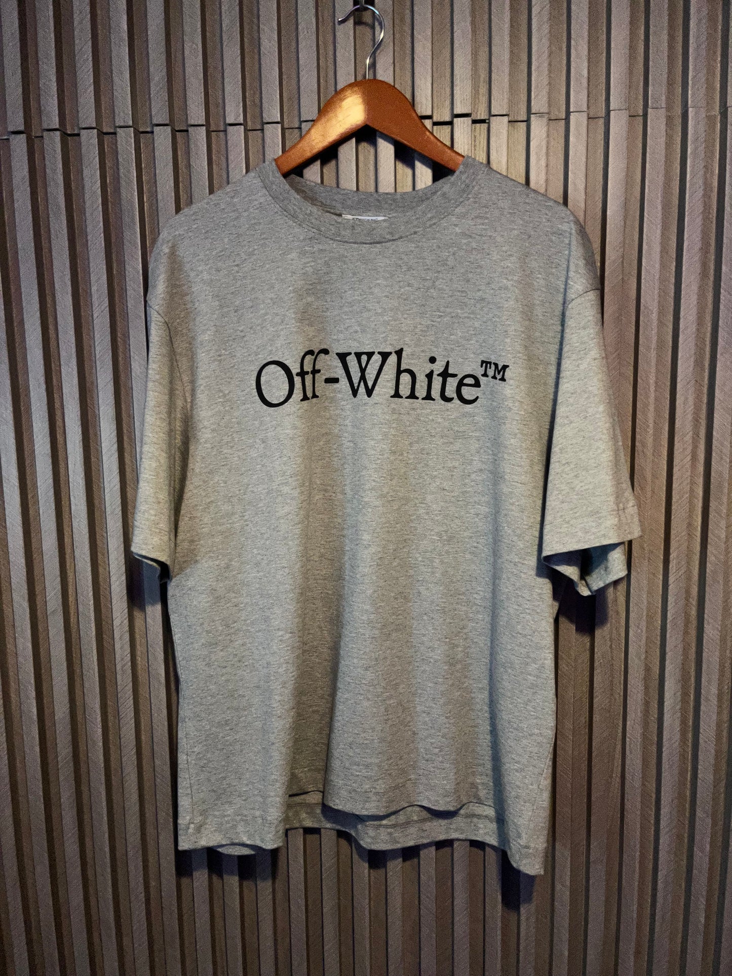 OFF-WHITE T-SHIRT