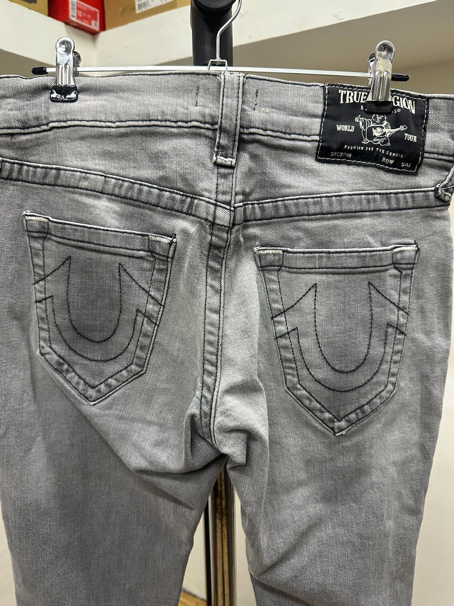 TRUE RELIGION ROCCO SKINNY DARK GREY BLACK TAG JEANS