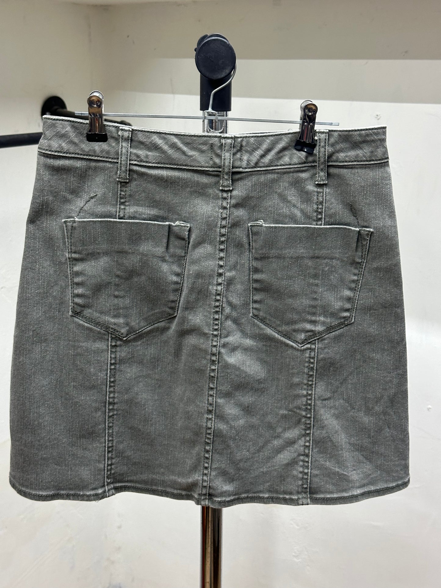 MOSSIMO DENIM SKIRT