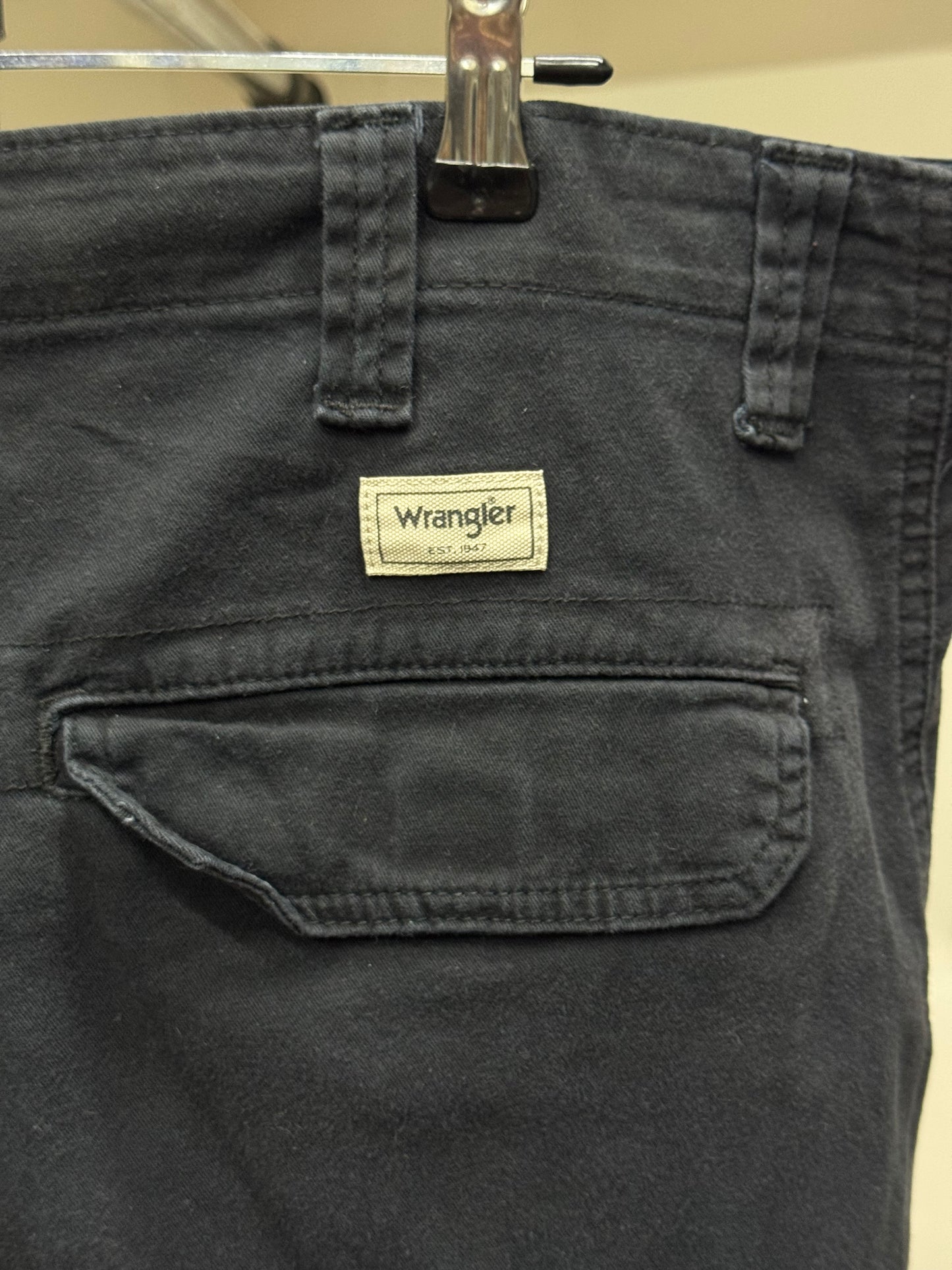 Wrangler Regular Taper Black Cargo