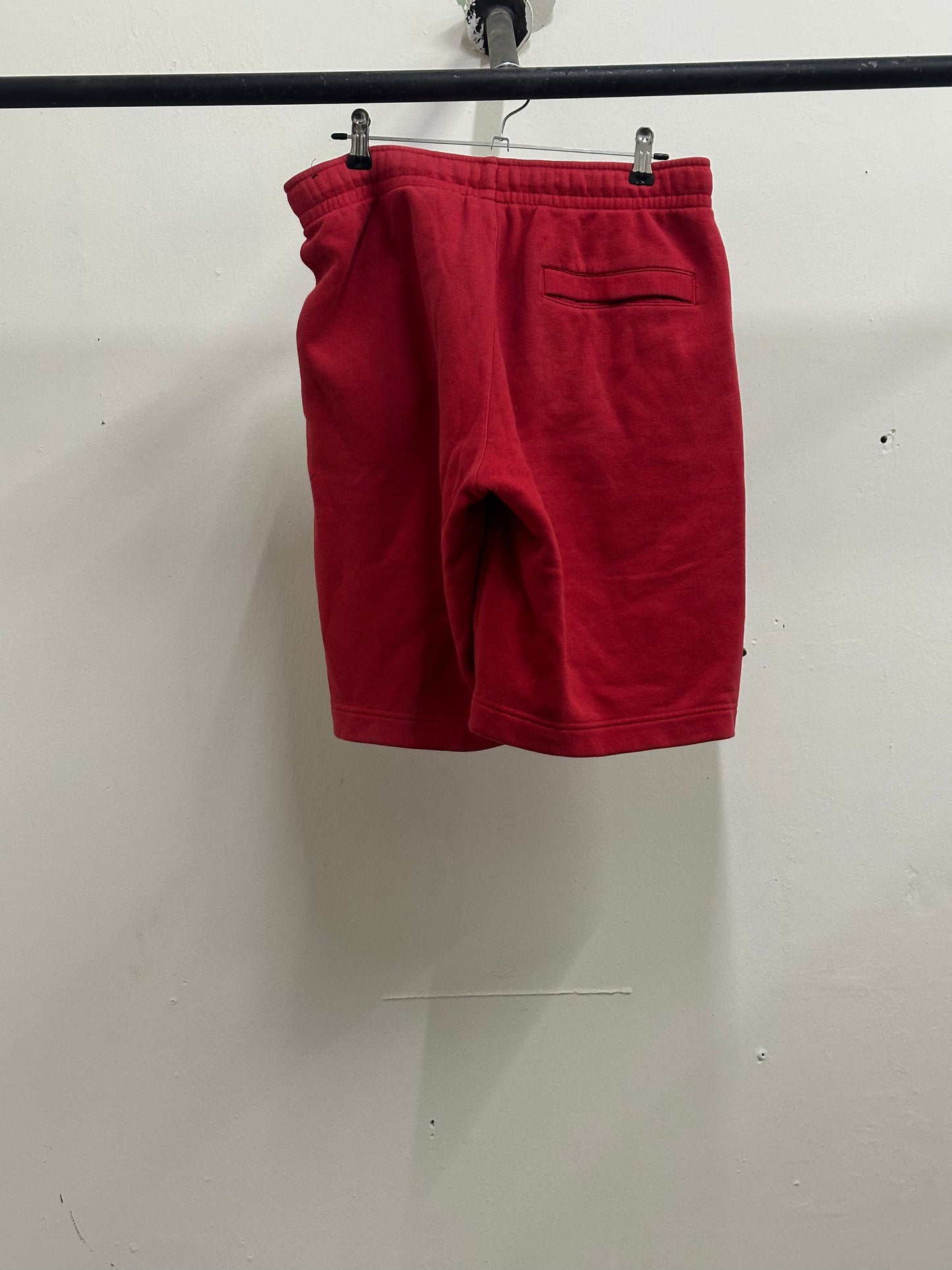 NIKE RED SHORT
