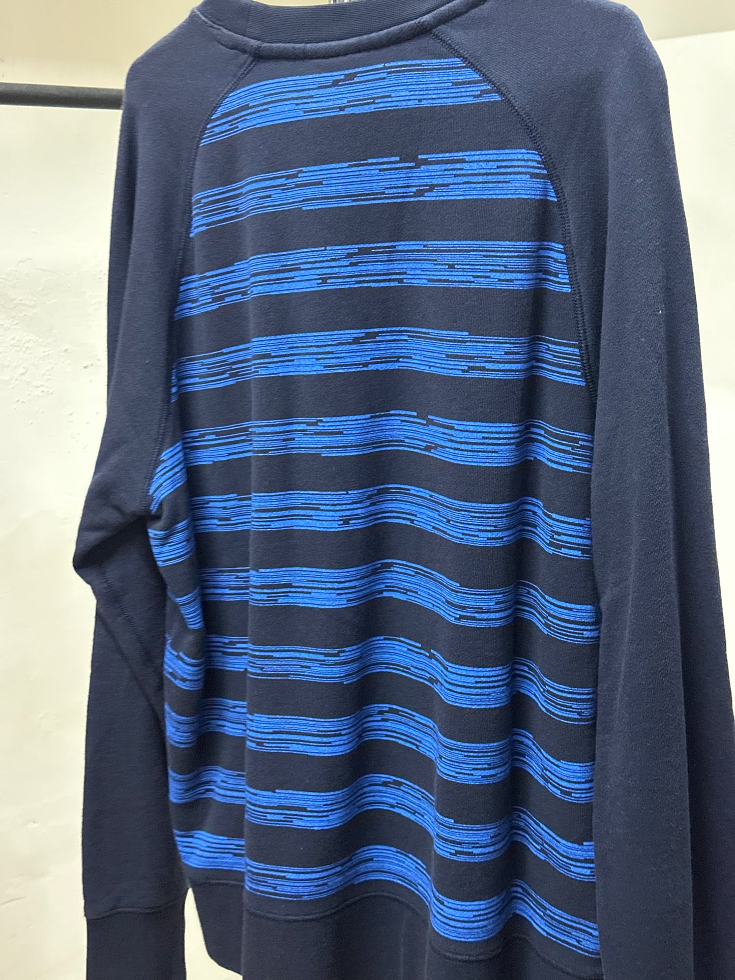 NIKE BLUE NAVY LINES CREWNECK