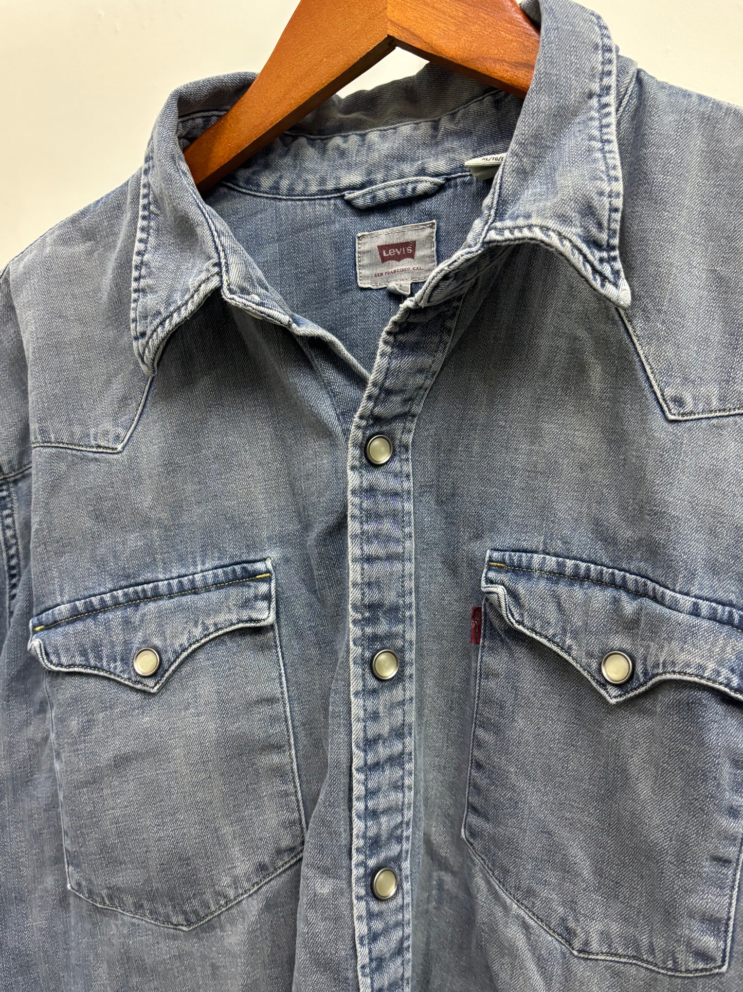 LEVIS DEMIN SHIRT