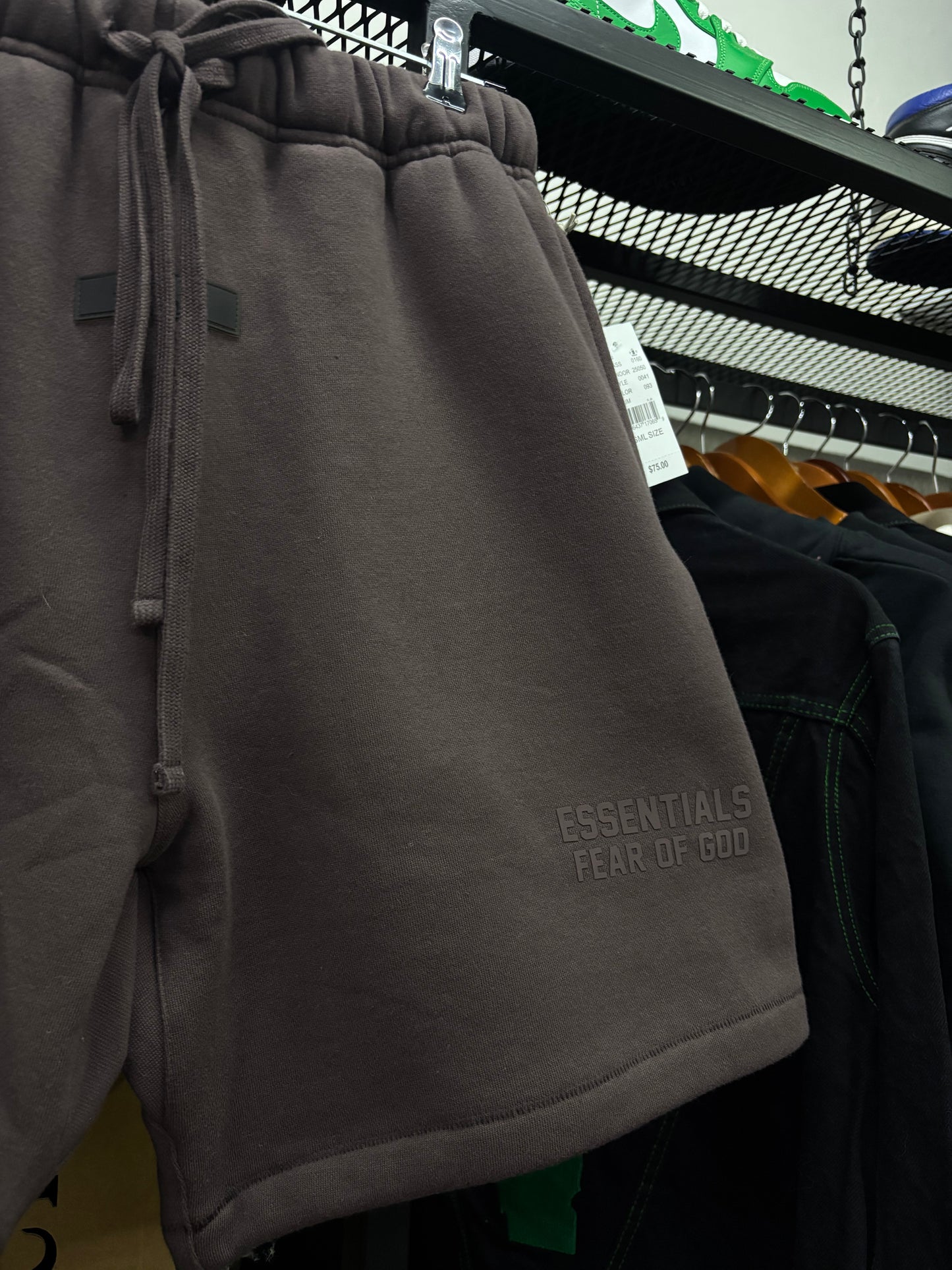ESSENTIALS FEAR IOF GOD PLUM SHORT