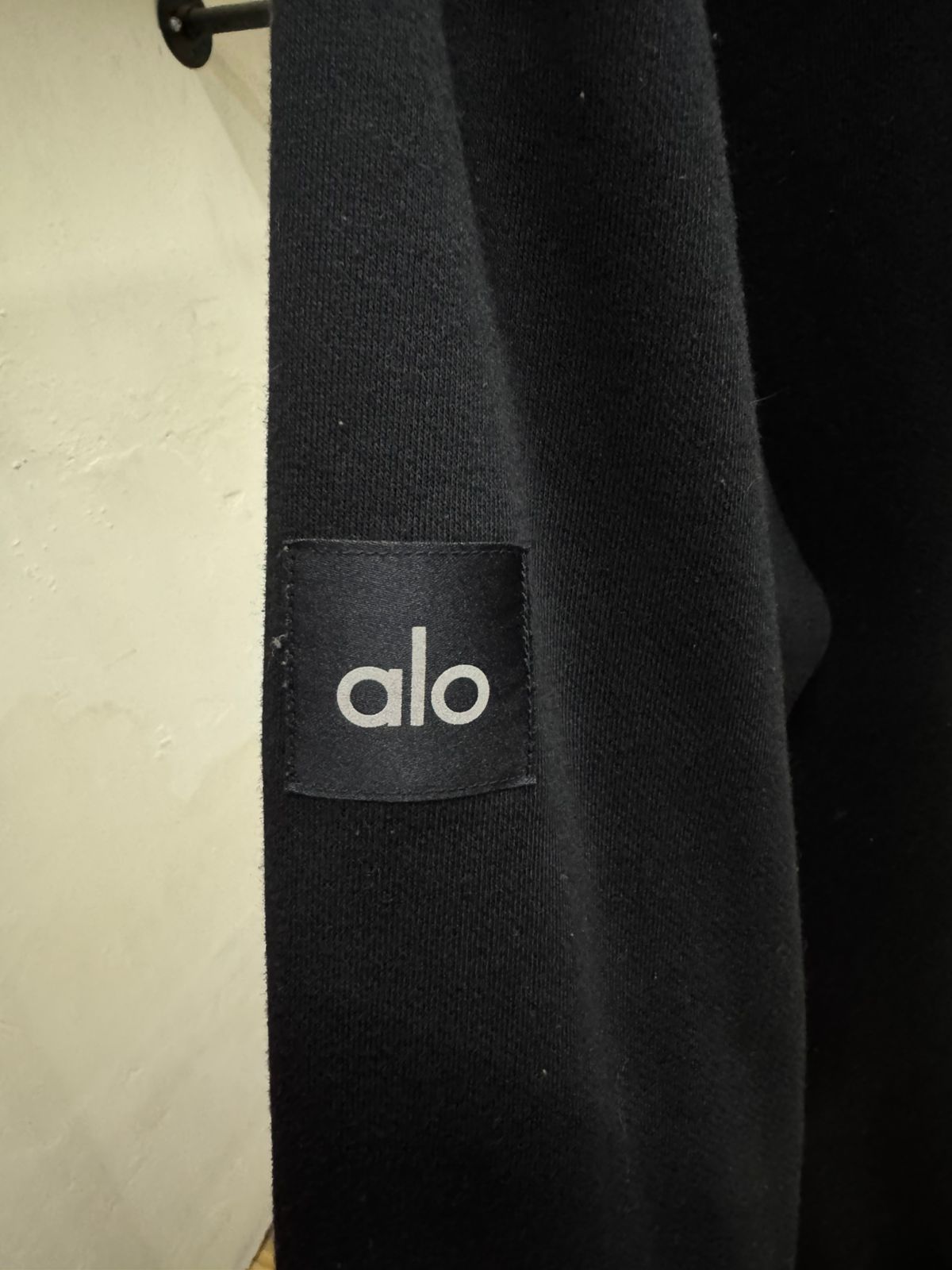 alo Sip-Up Pockets Black Hoodie