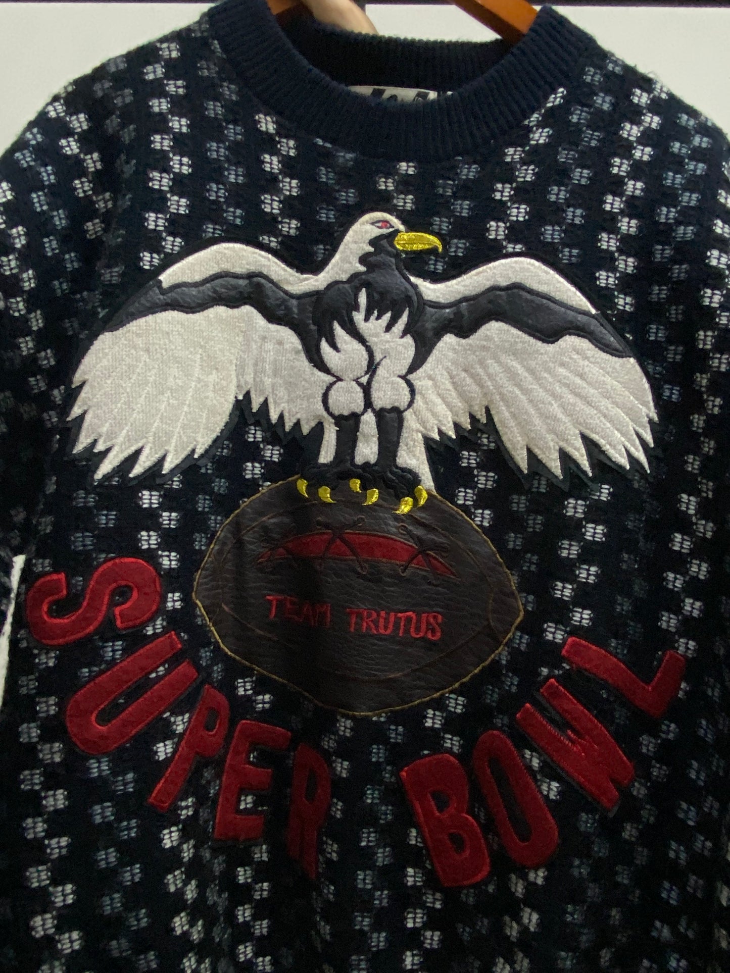 Trutus Sweater Black Eagle
