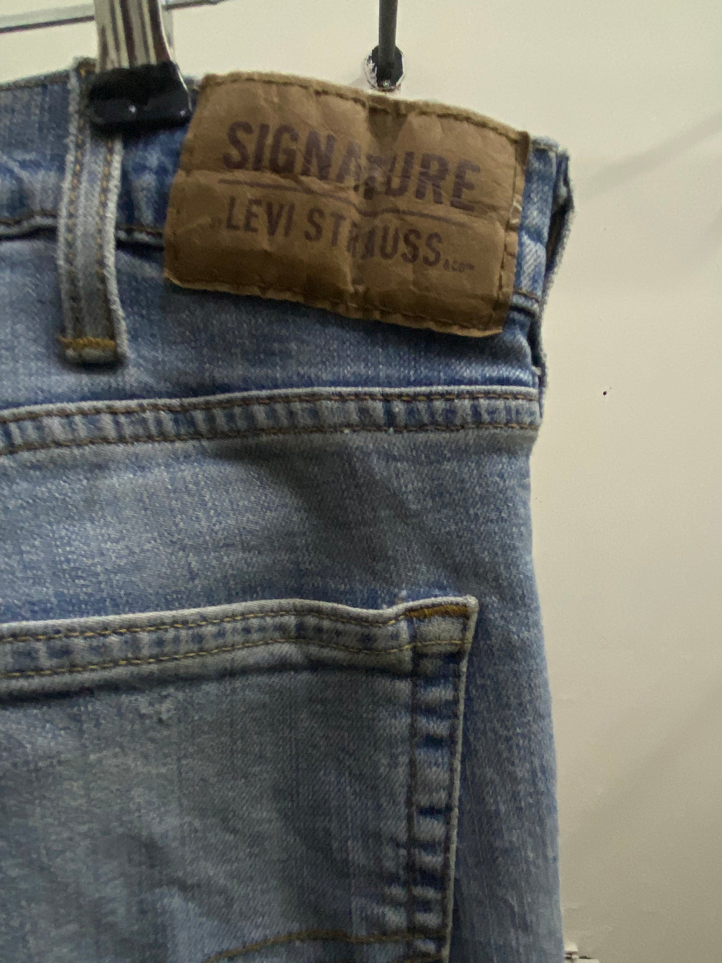 Levi's Signature Light Blue Denim Jeans