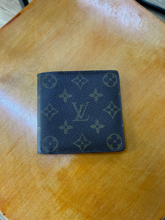 LV Monogram Men’s Wallet Preowned