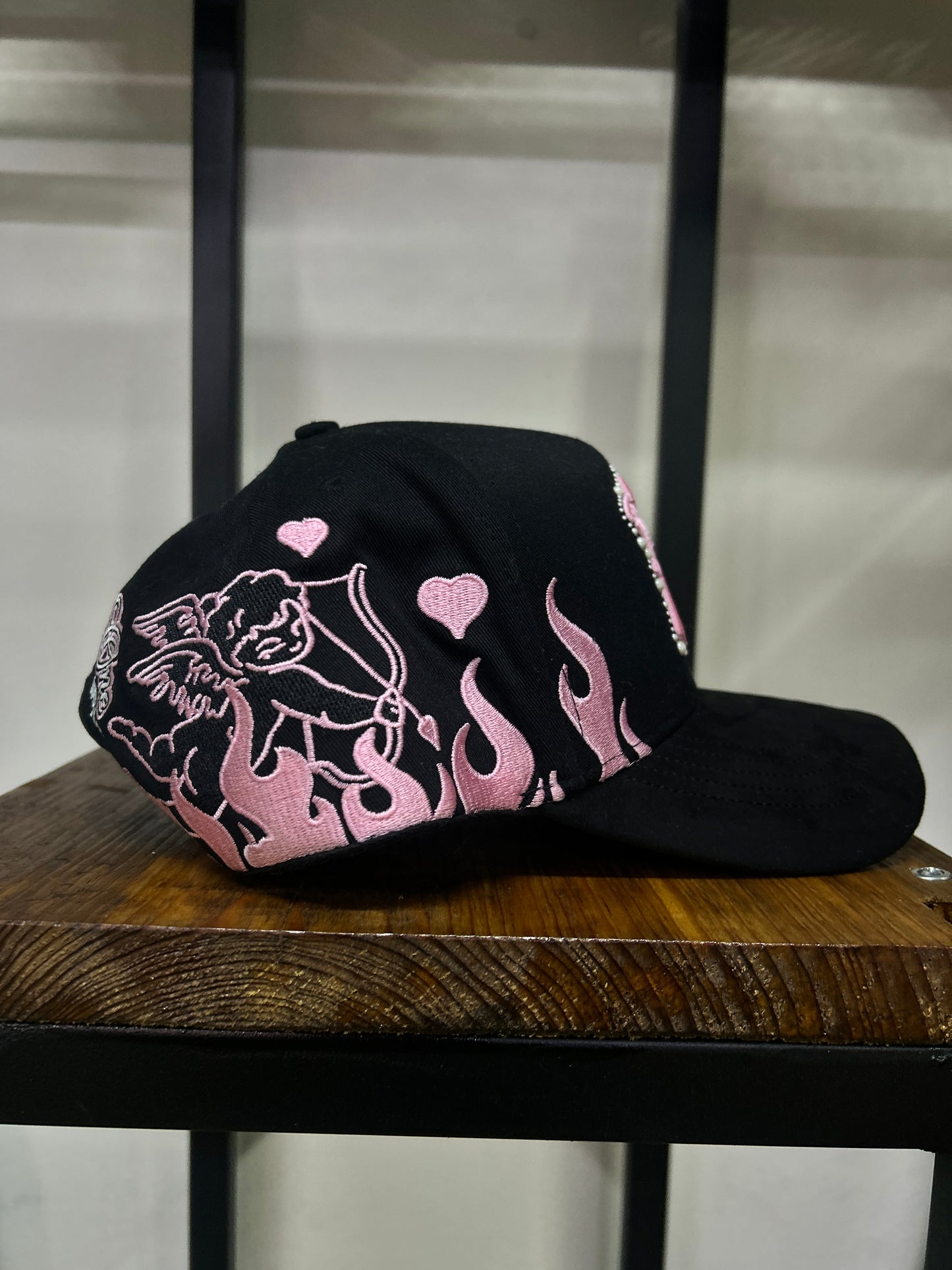 31 Hats NY Pearls