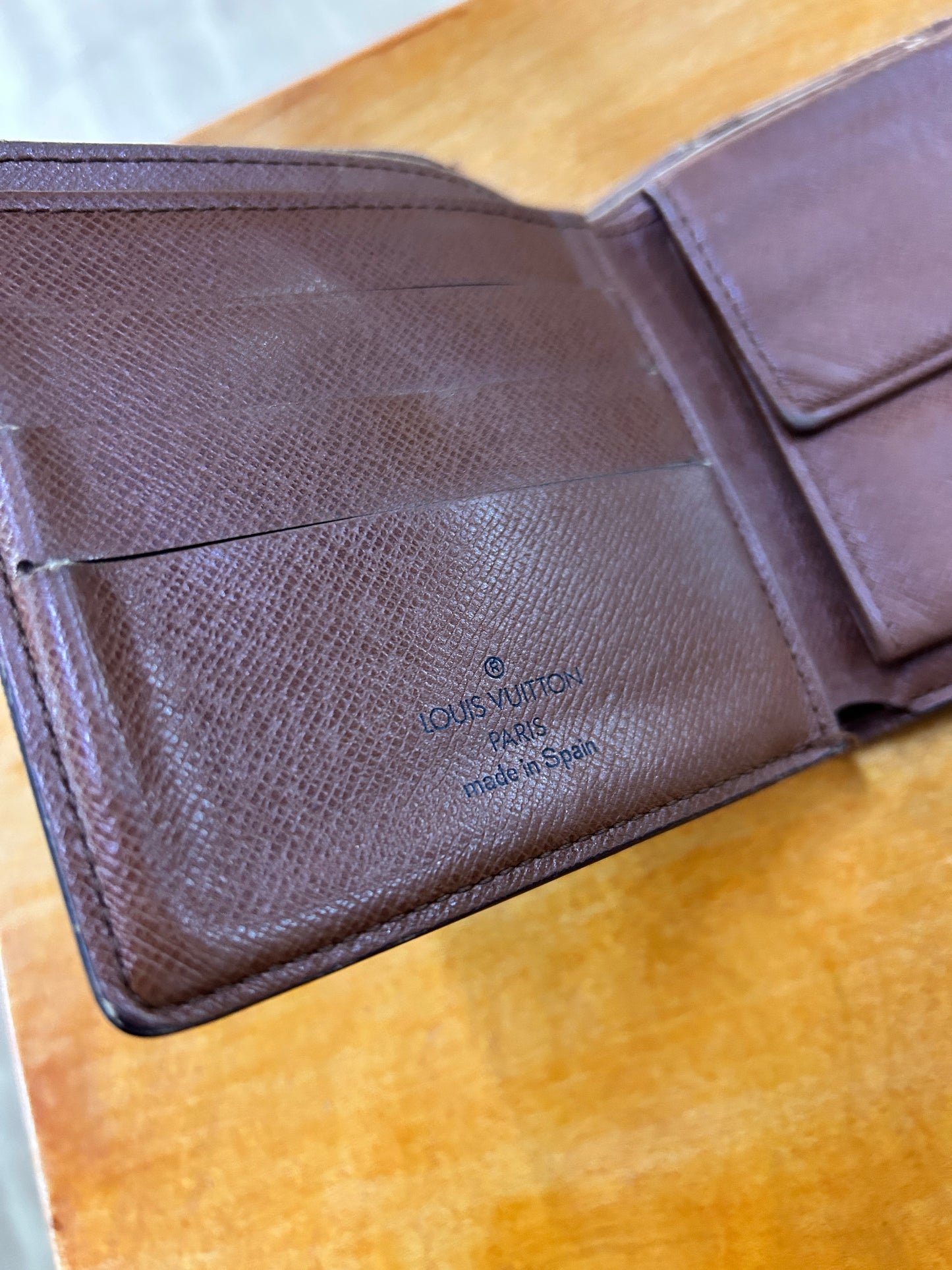 LV Monogram Men’s Wallet Preowned