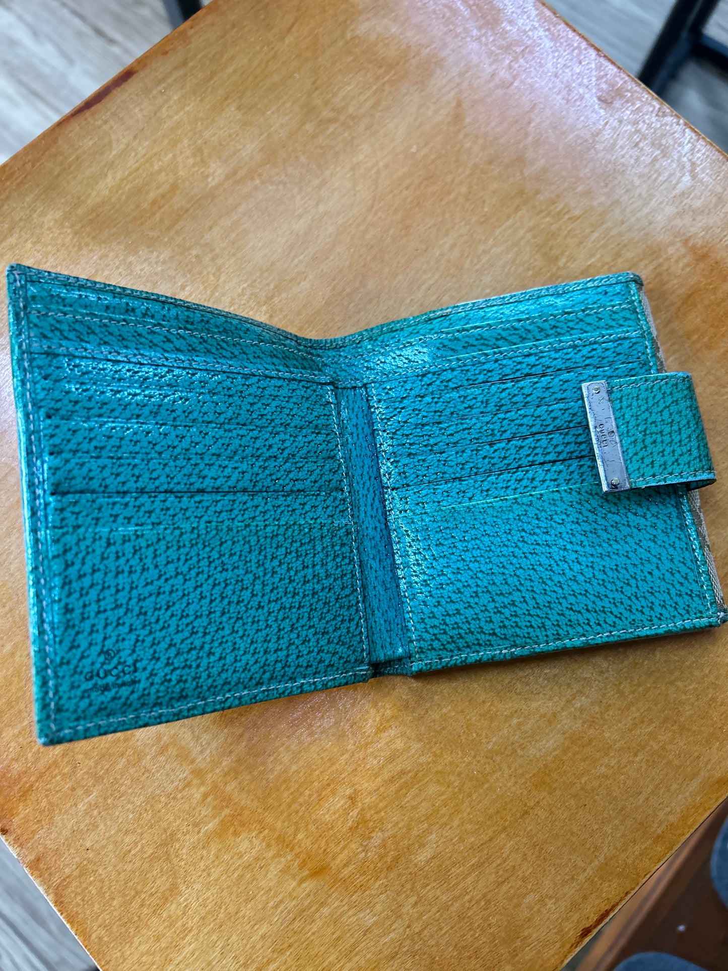 Gucci GG Canvas Emerald Preowned