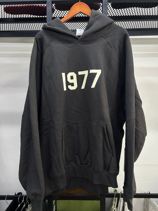 ESSENTIALS FEAR OF GOD 1977 IRON HOODIE