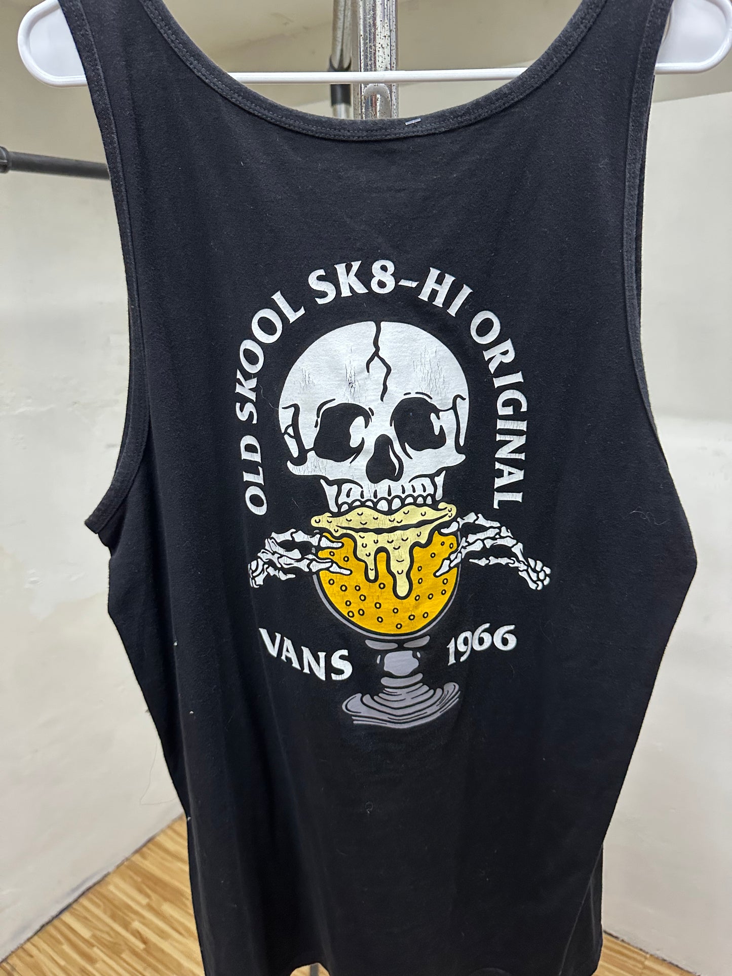 VANKS SKULL TANK TOP TEE