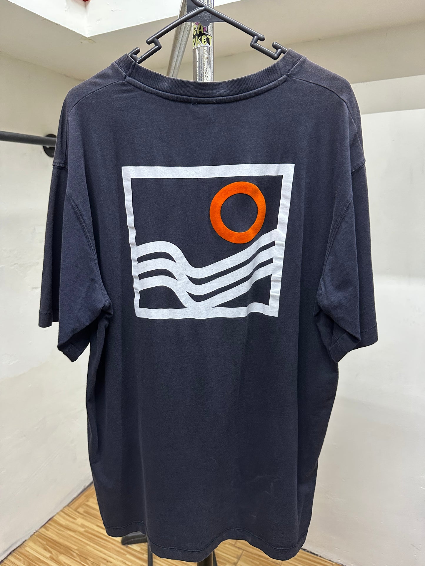 THE SALTY SHORE