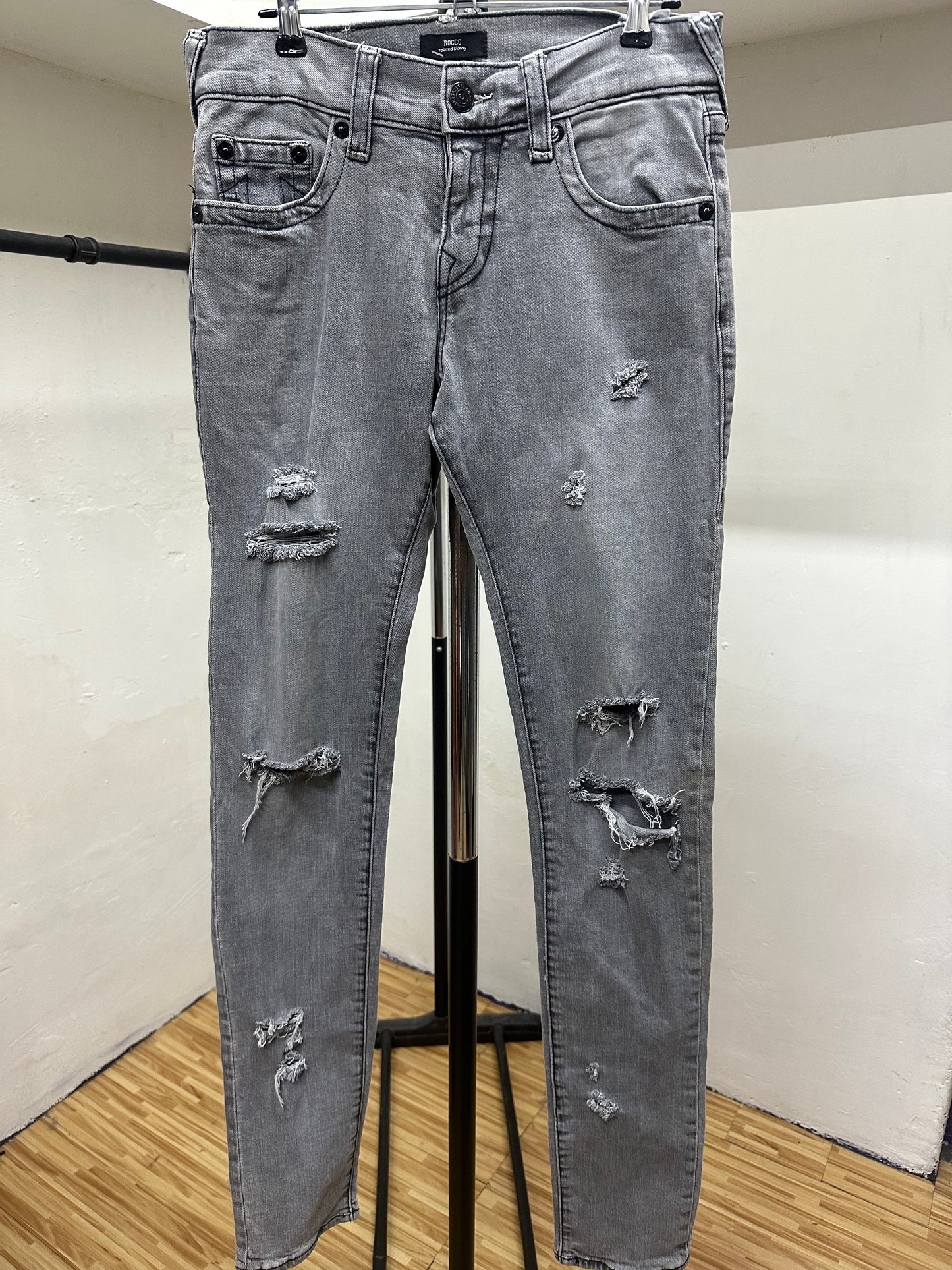 TRUE RELIGION ROCCO SKINNY DARK GREY BLACK TAG JEANS