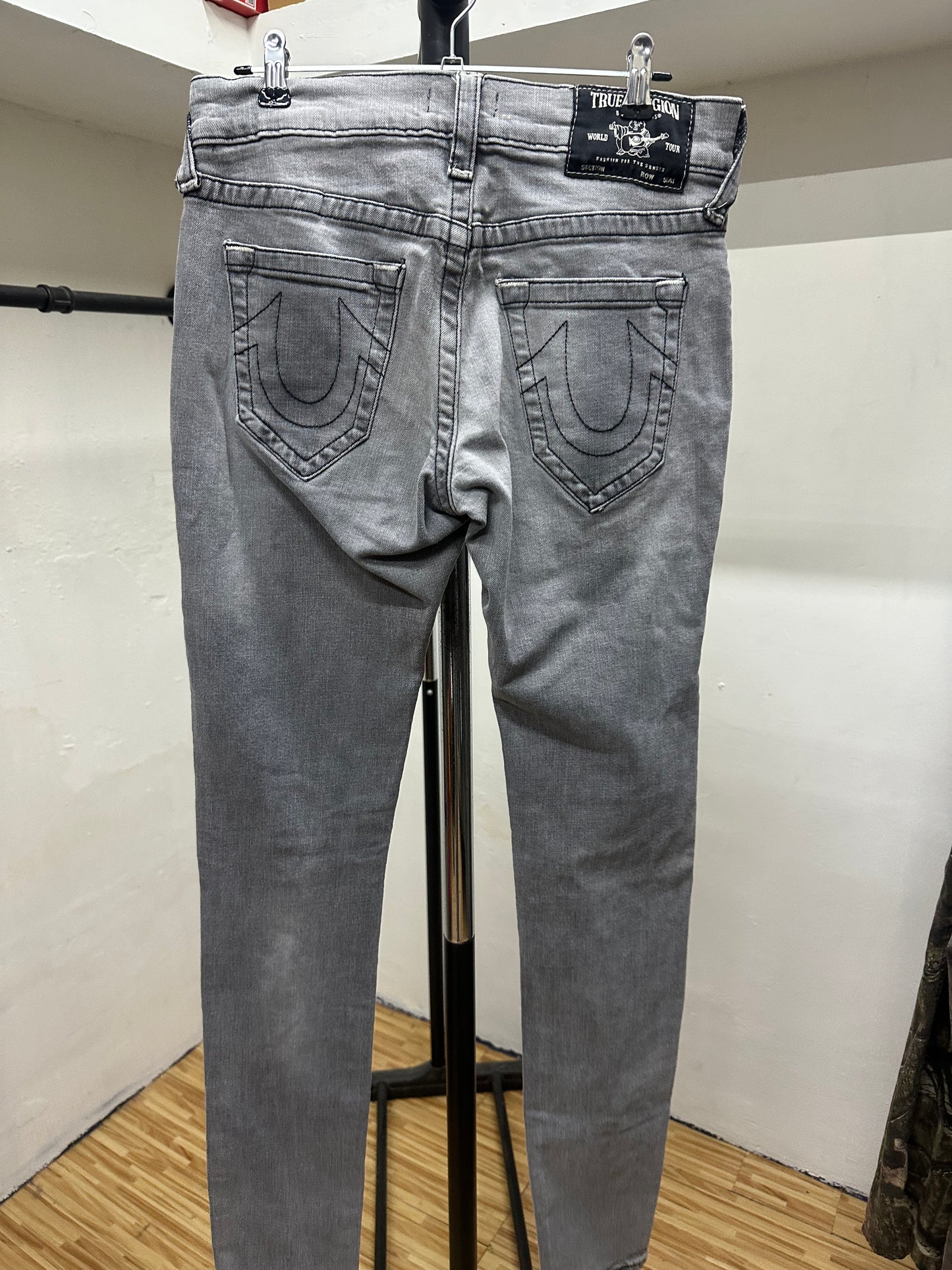 TRUE RELIGION ROCCO SKINNY DARK GREY BLACK TAG JEANS