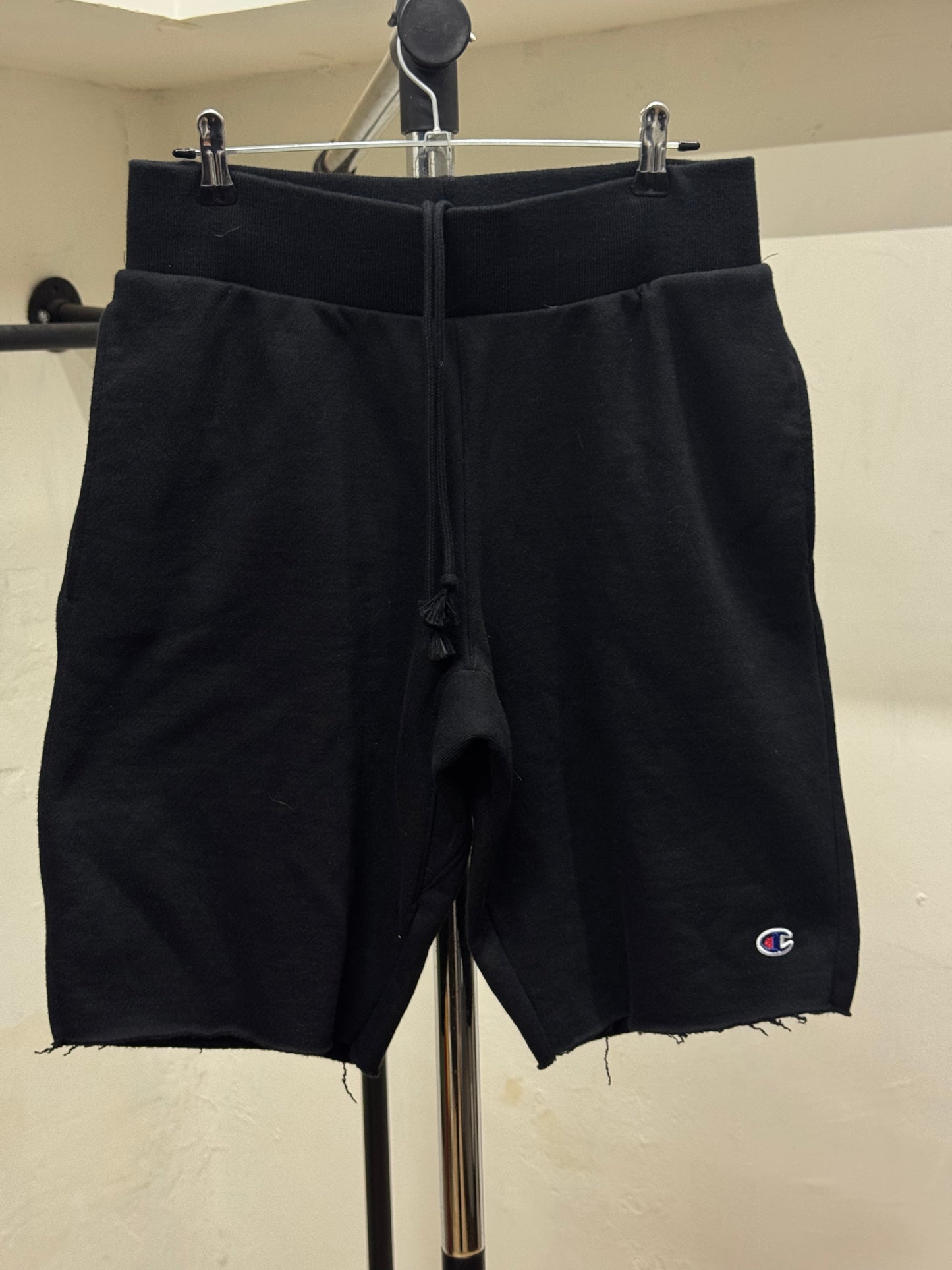 SHORT BLACK CHAMPION