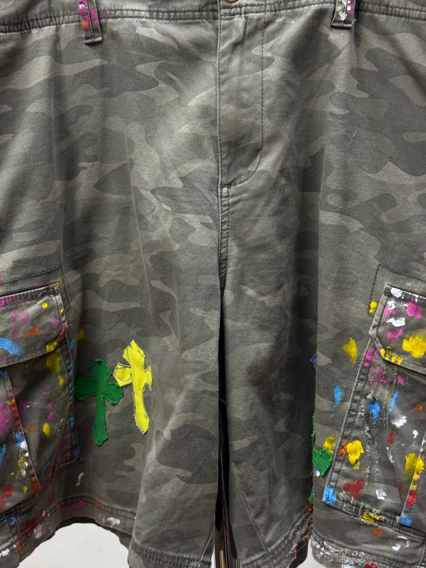 CAMO REWORKED PATCHED SHORTS