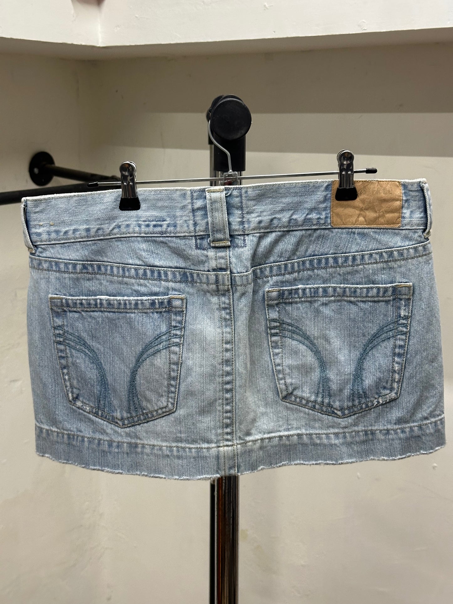 HOLLISTER MINI SKIRT DENIM