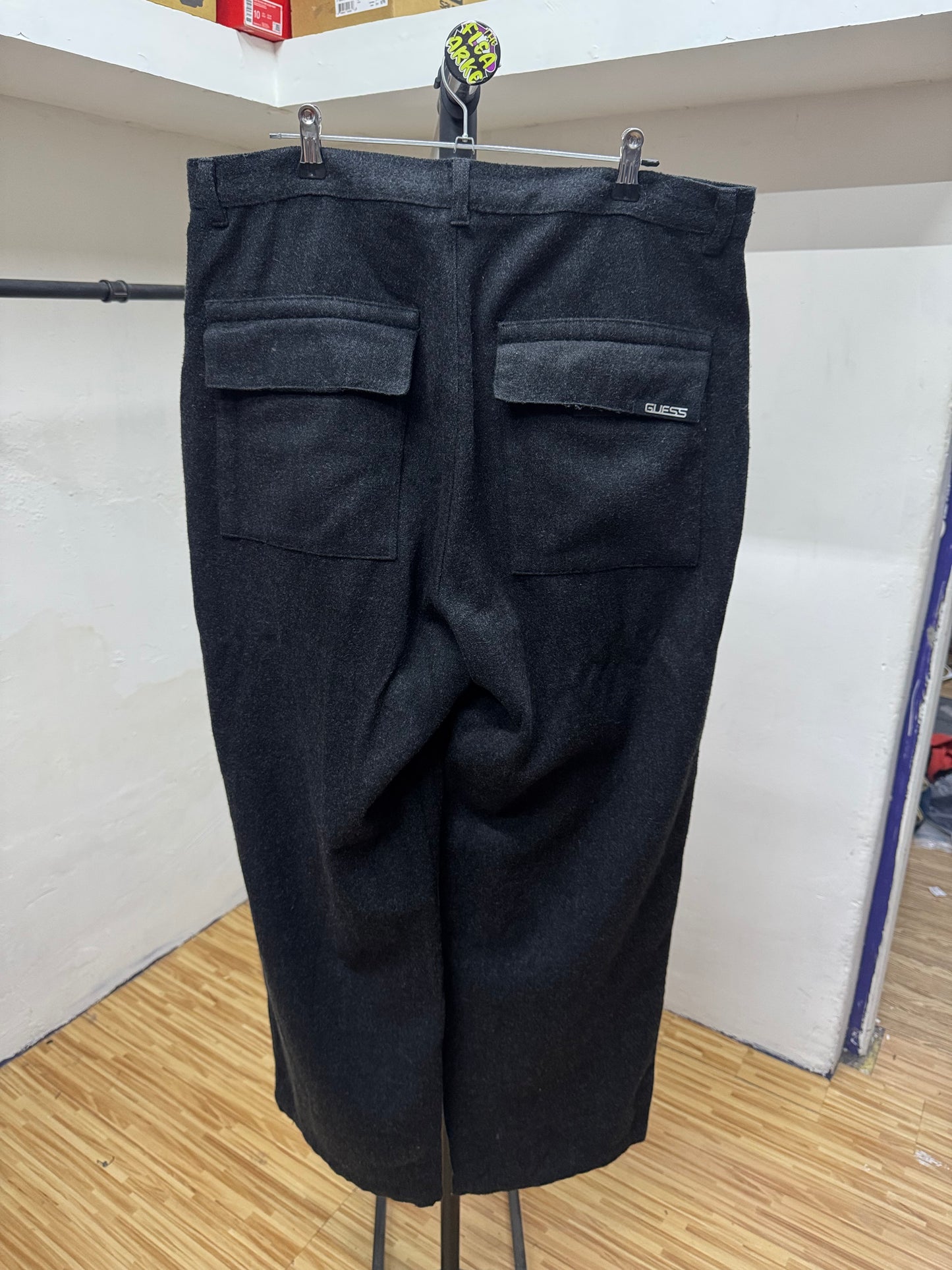 Guess Cargo Black Jeans