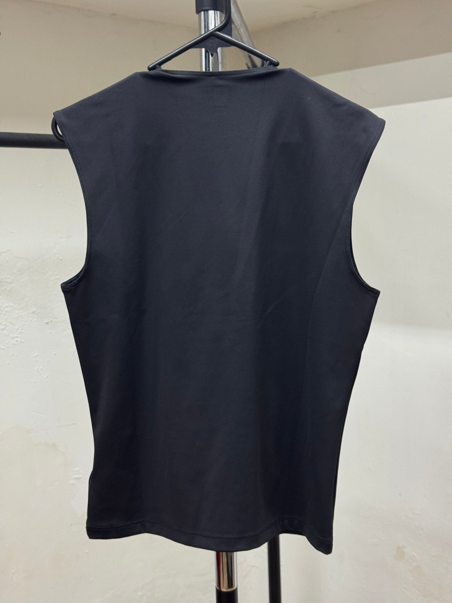 Yzy Sleeveless Pocket Black Shirt