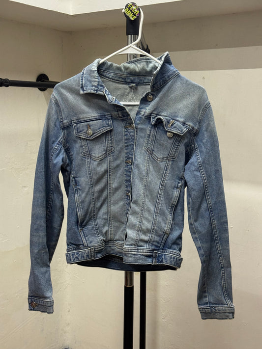 Zara Cropped Washed Light Blue Denim Button Down Jacket