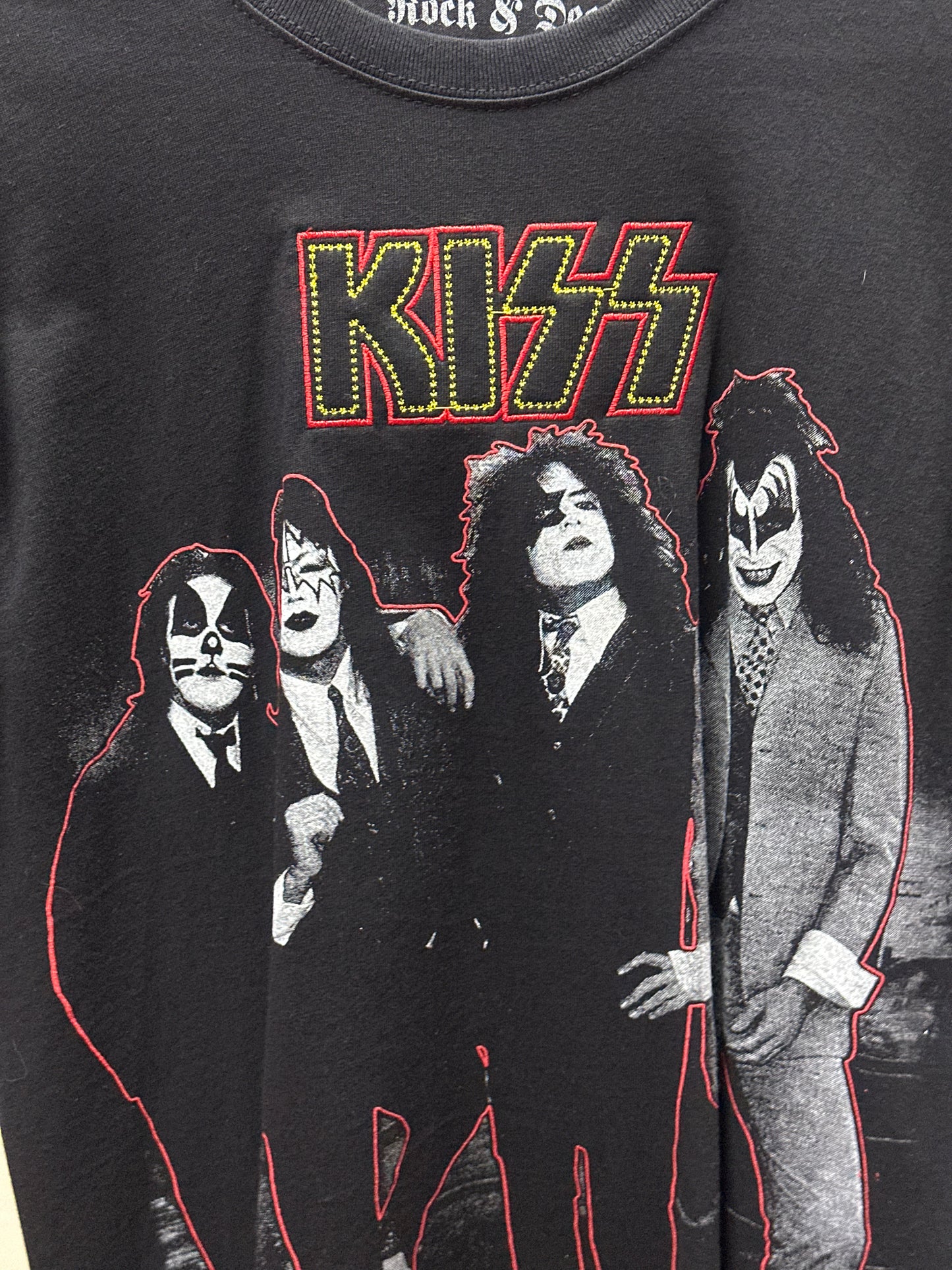 ROCK & DEATH KISS DRESSED TO KILL