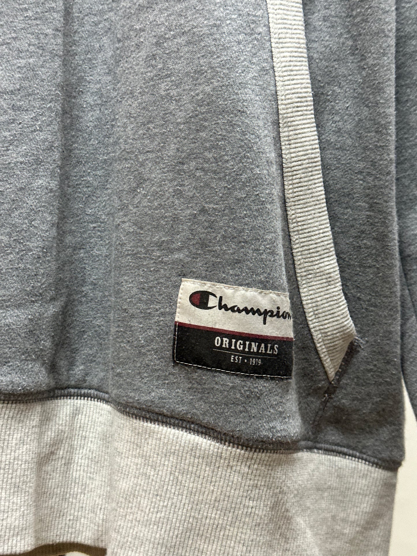 CHAMPION PULLOVER GREY HOODIE