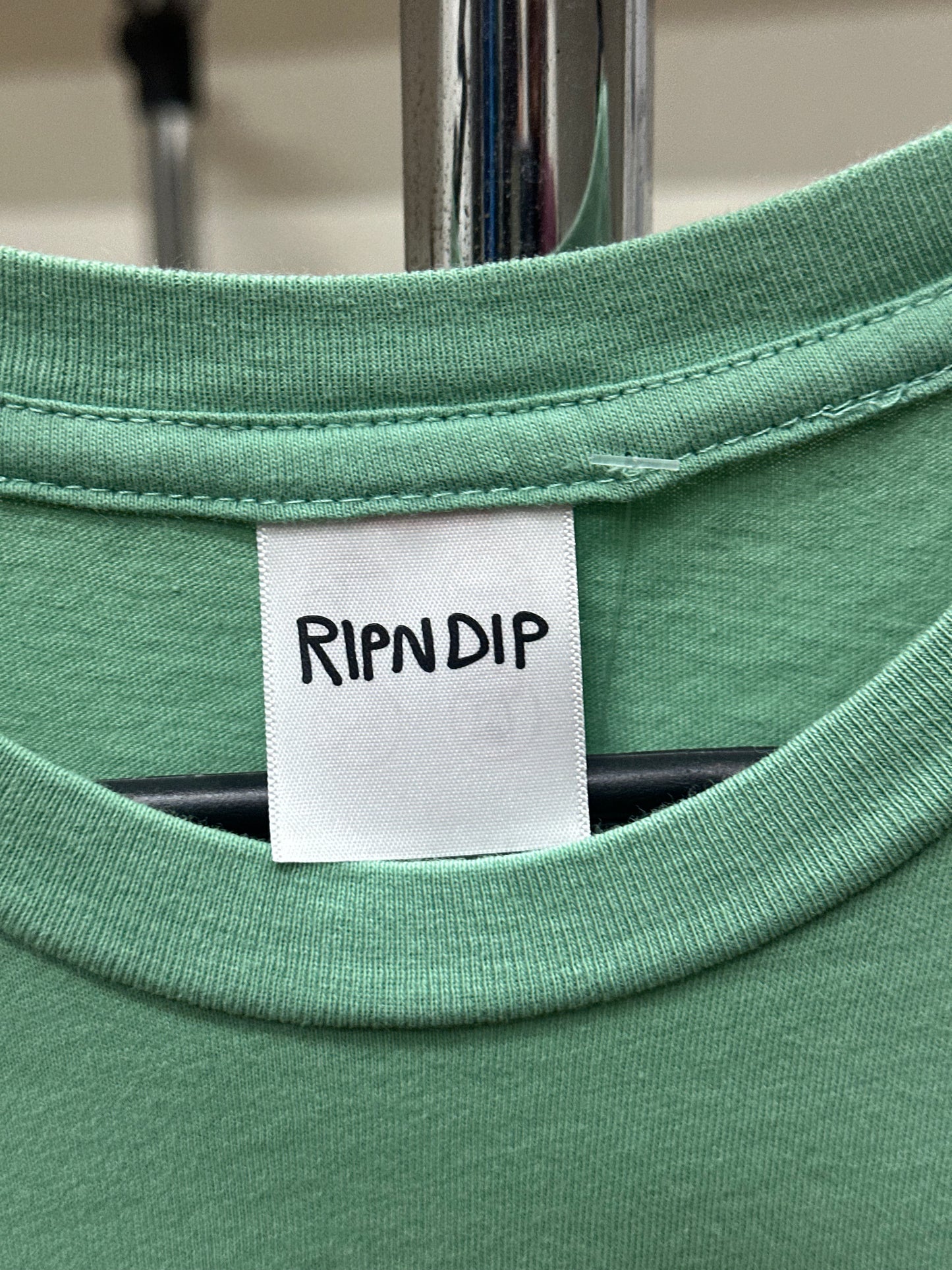 RIP N DIP GREEN TEE (WOMEN)