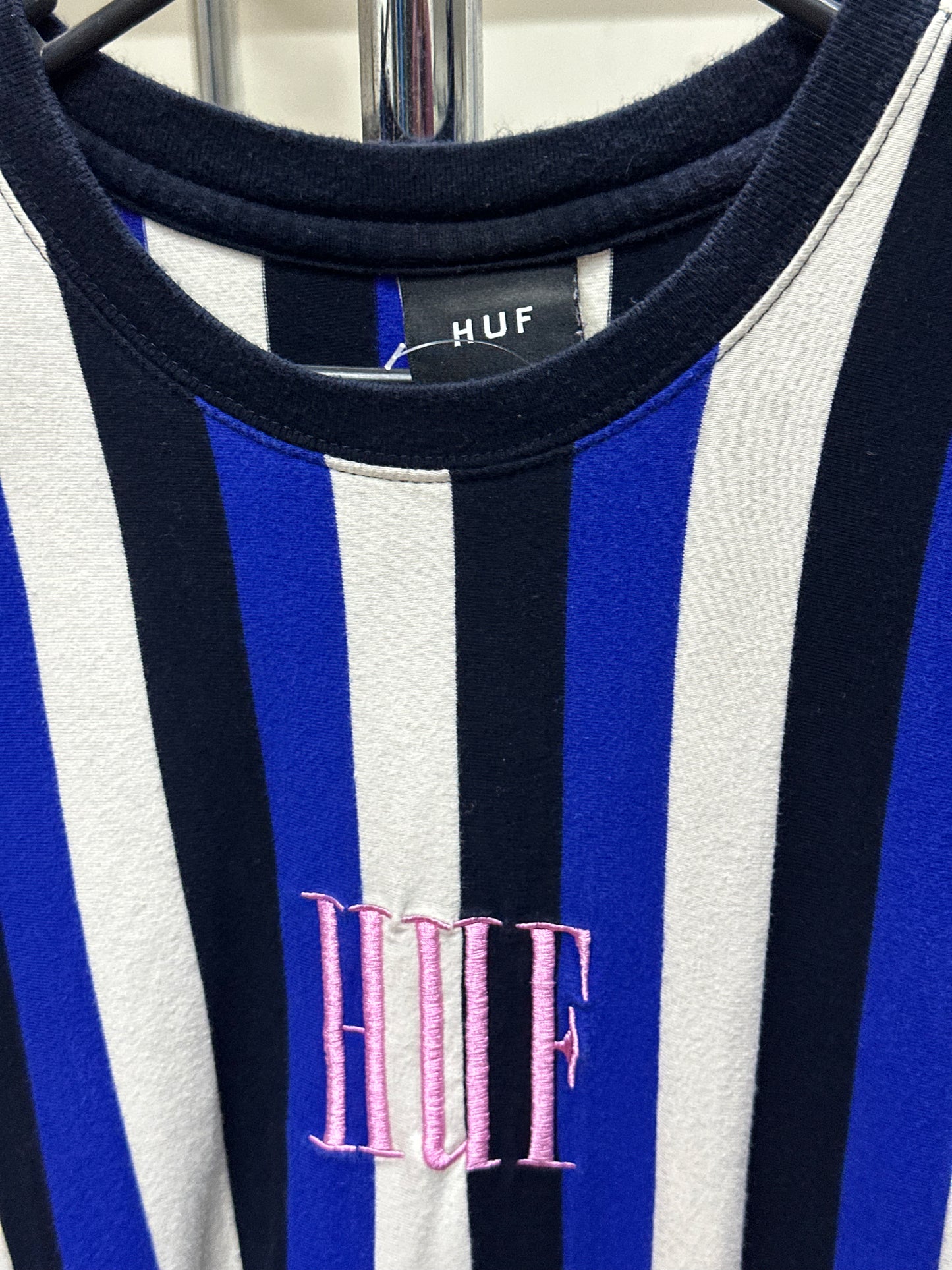 HUF STRIPES LOGO