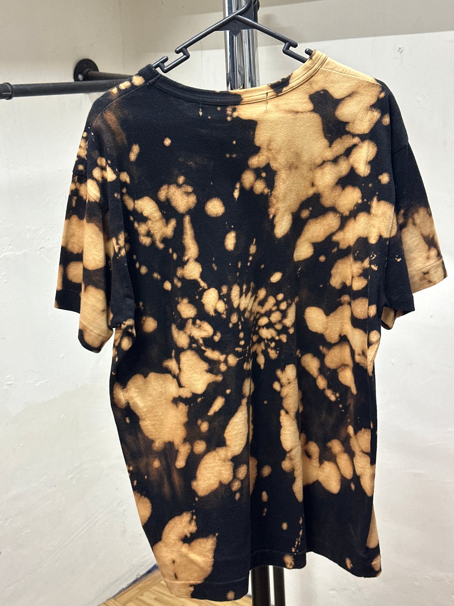 COMME DES GARÇONS PLAY TIE DYE TEE