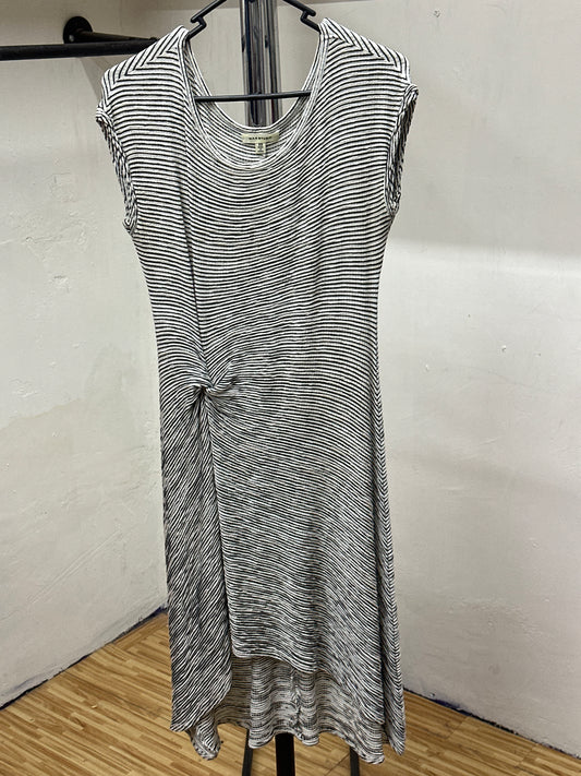 MAX STUDIO B&W DRESS