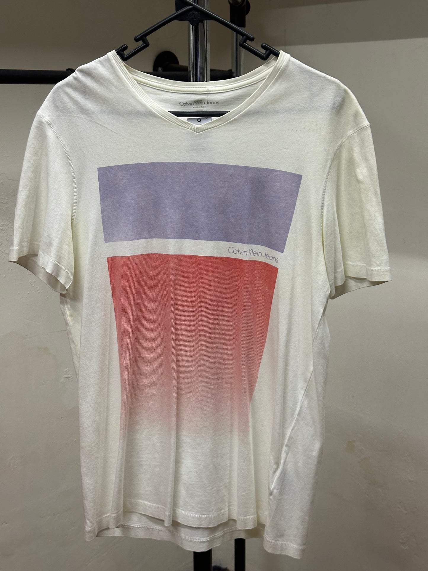 CALVIN KLEIN RED BLUE TEE