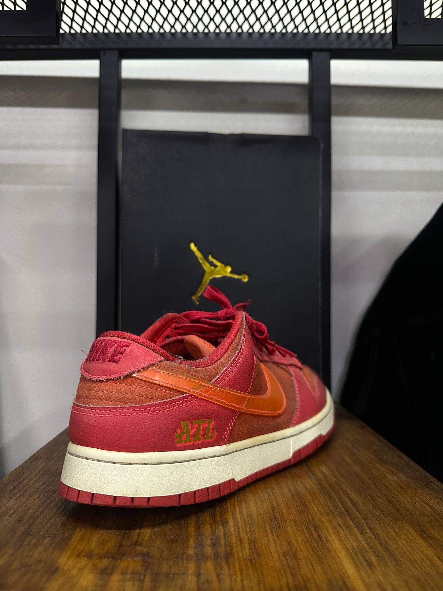 NIKE DUNK "ATL" RED SNEAKERS