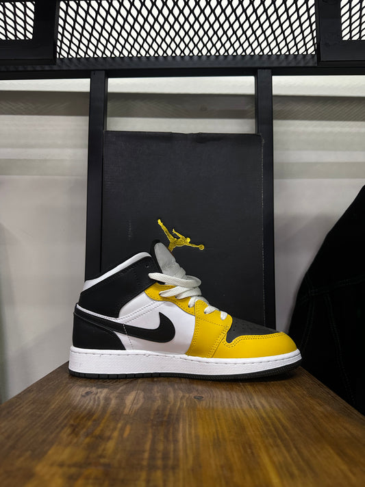 AIR JORDAN 1 MID ¨YELLOW OCHRE¨
