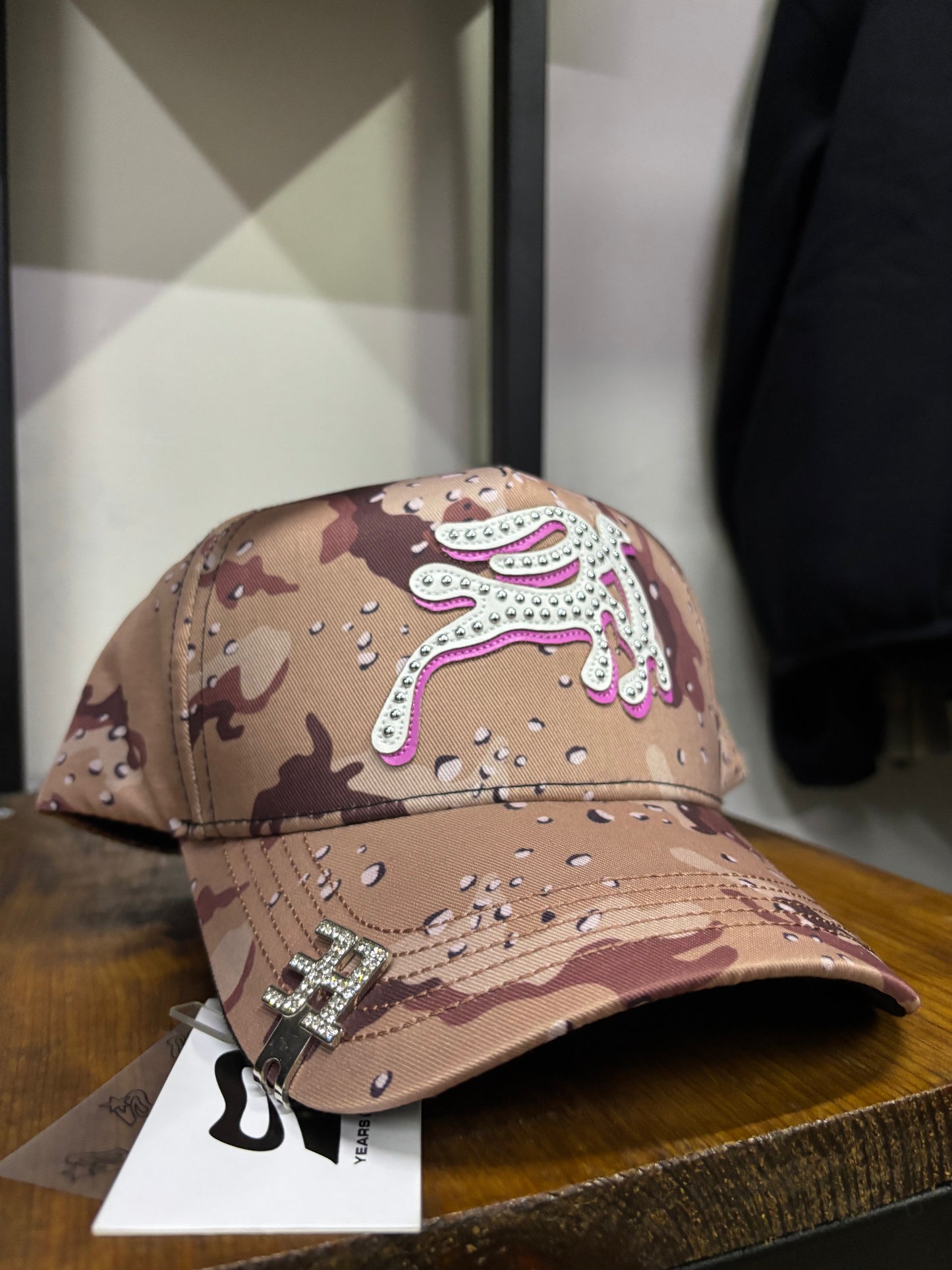 31 HATS PINK RECON 2DO ANIVERSARIO