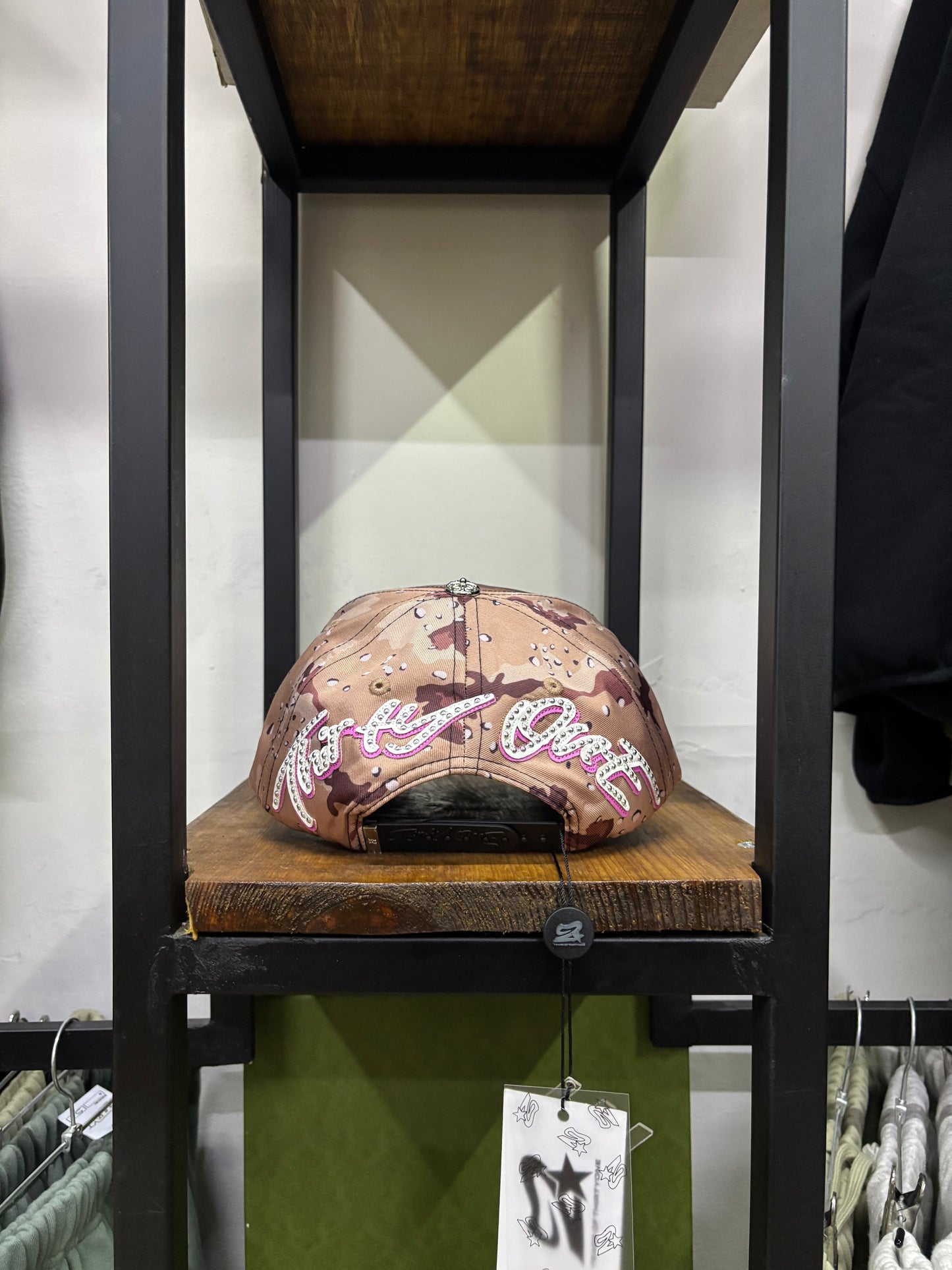 31 HATS PINK RECON 2DO ANIVERSARIO
