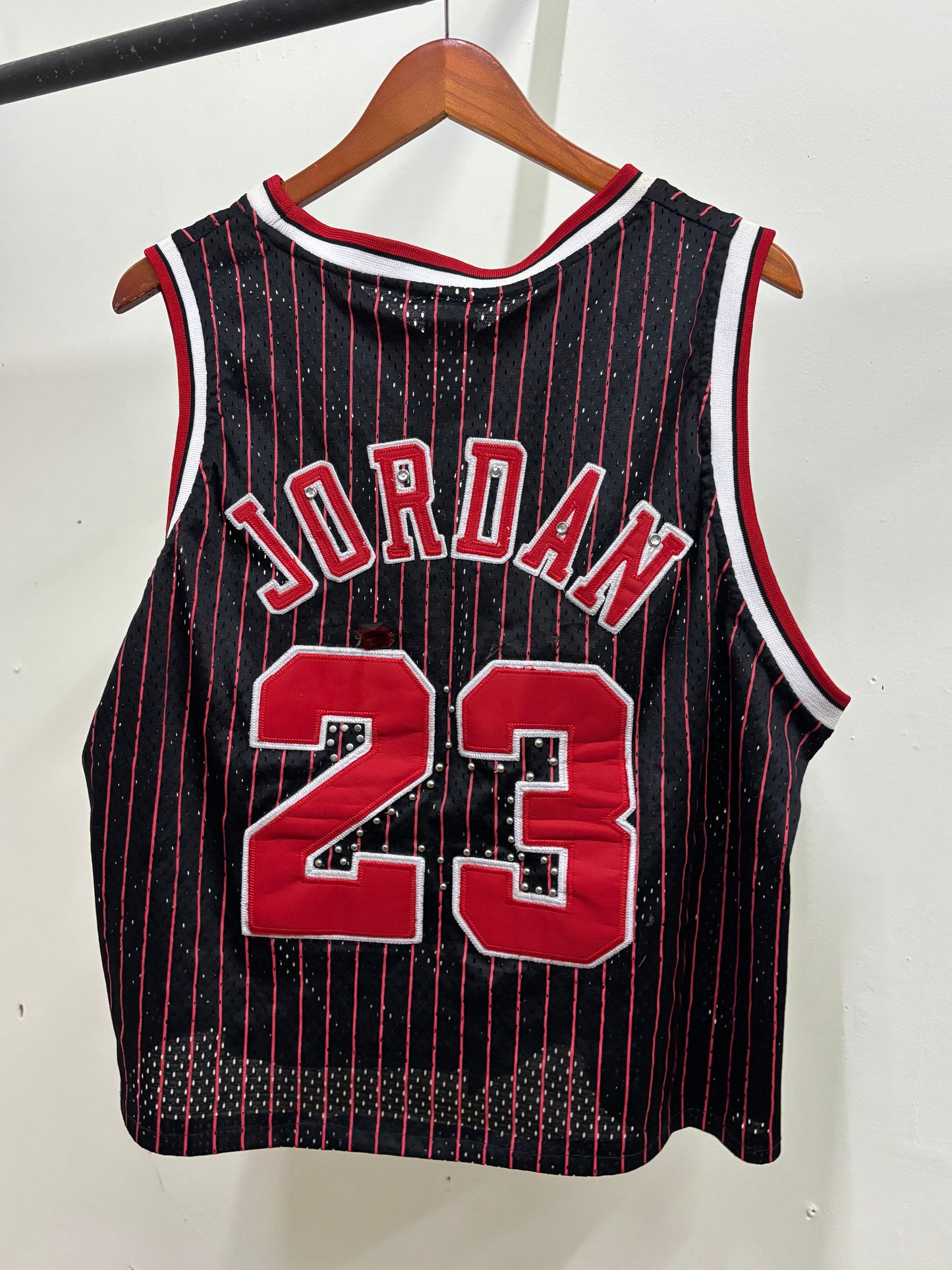 JERSEY BULLS JORDAN CROP TOP