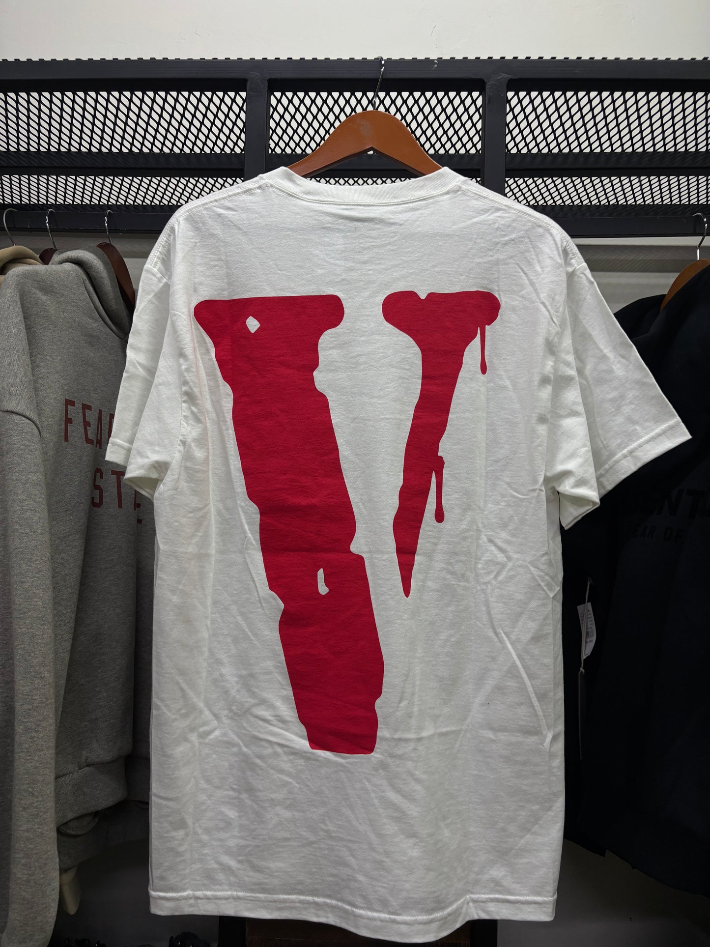 VLONE CITY MORGUE WHITE TEE