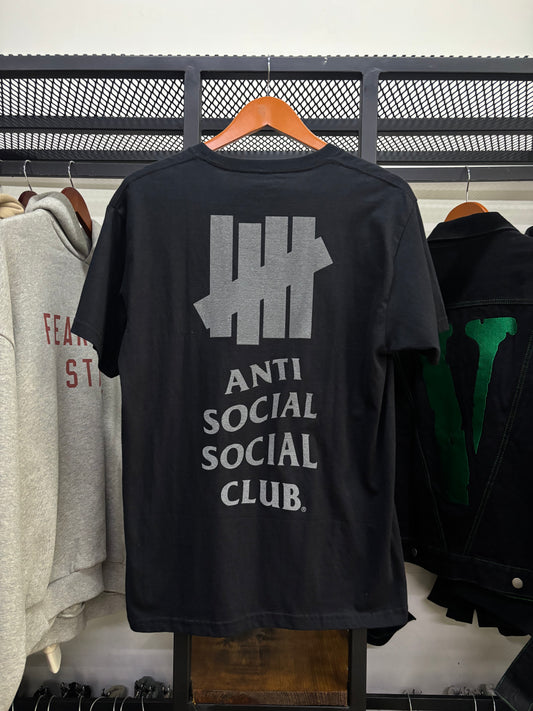 ANTI SOCIAL SOCIAL CLUB X UNDEFEATED TEE
