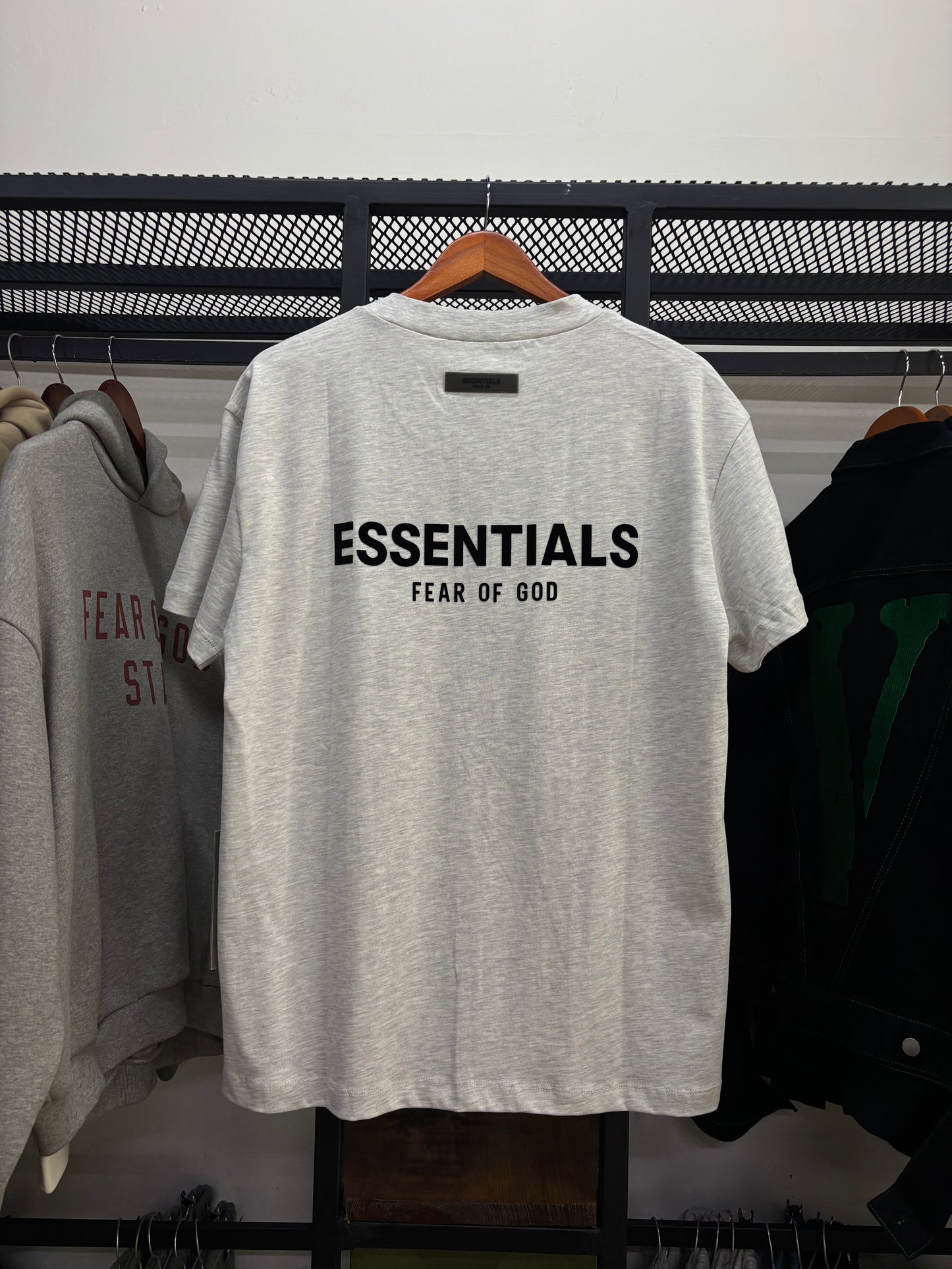 ESSENTIALS FEAR OF GOD LIGTH OATMEAL SS22 TEE