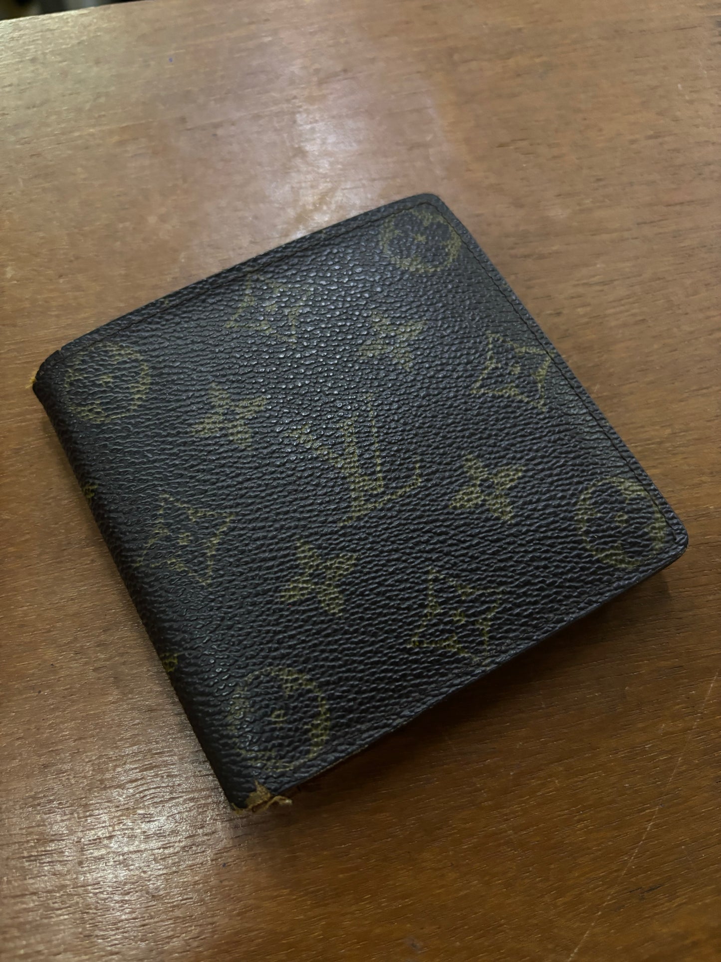 LOUIS VUITTON WALLET