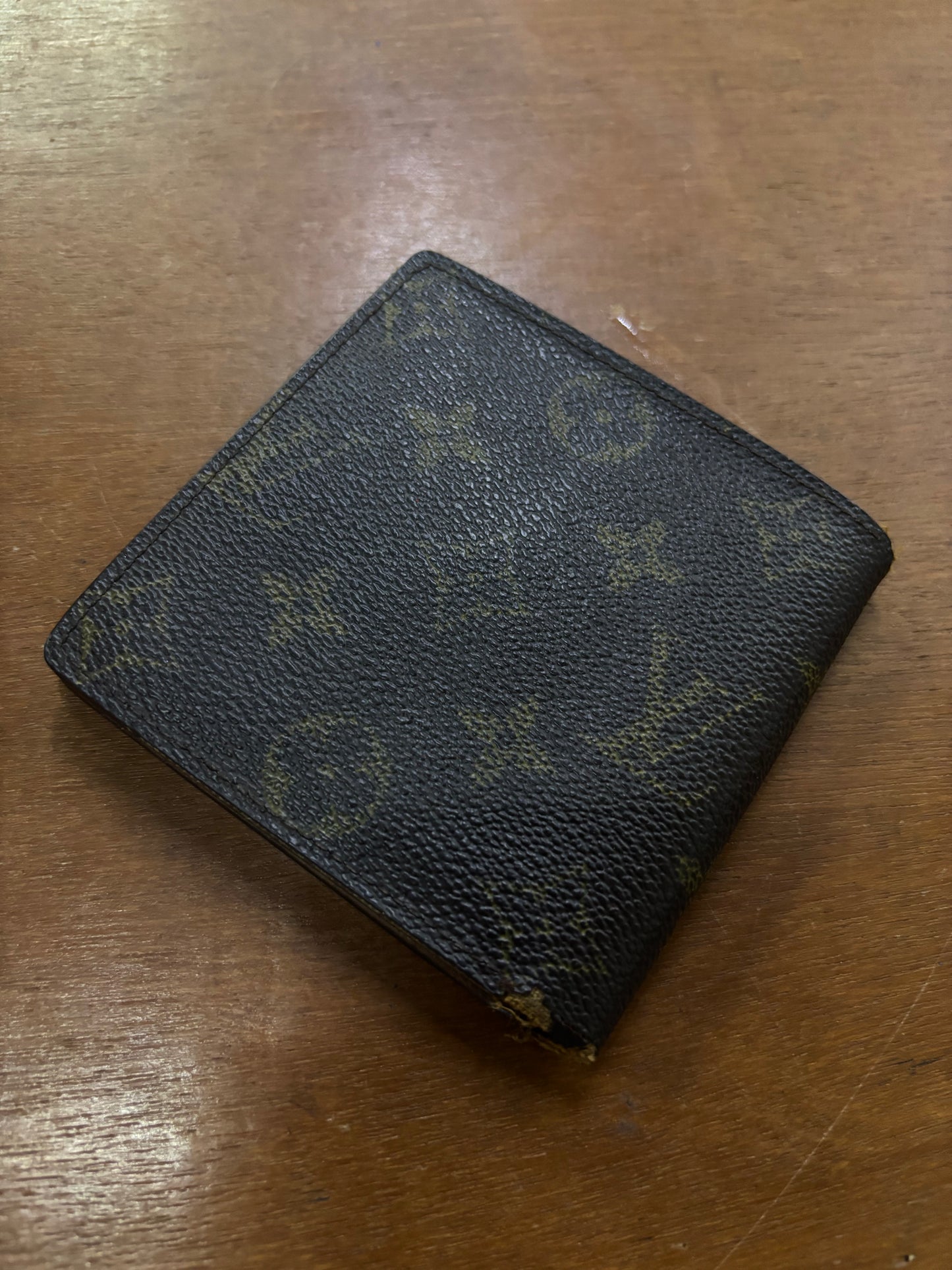 LOUIS VUITTON WALLET
