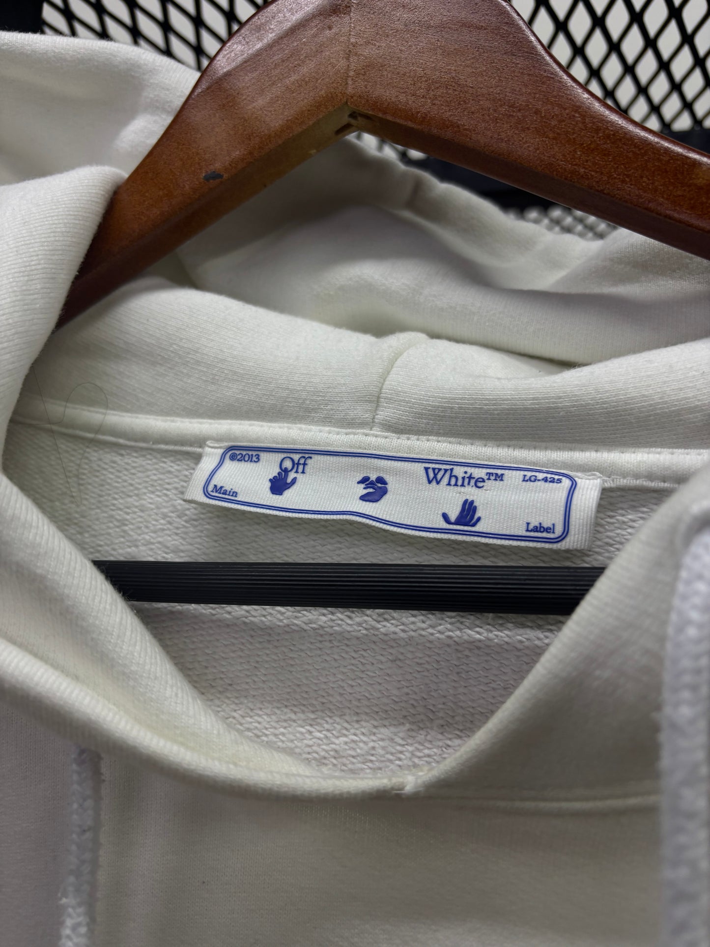 OFF WHITE HOODIE