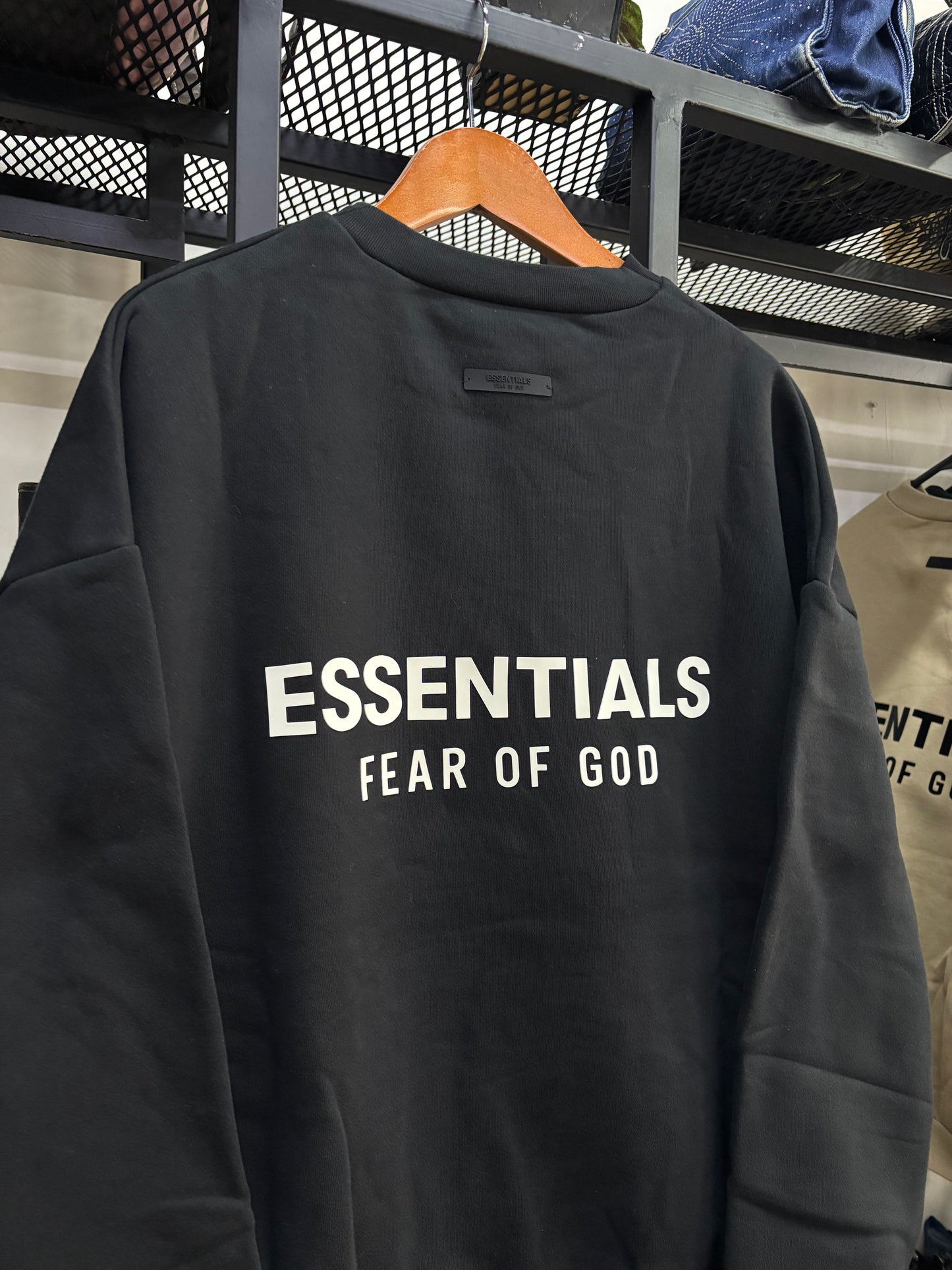 ESSENTIALS FEAR OF GOD SS24 BLACK CREWNECK