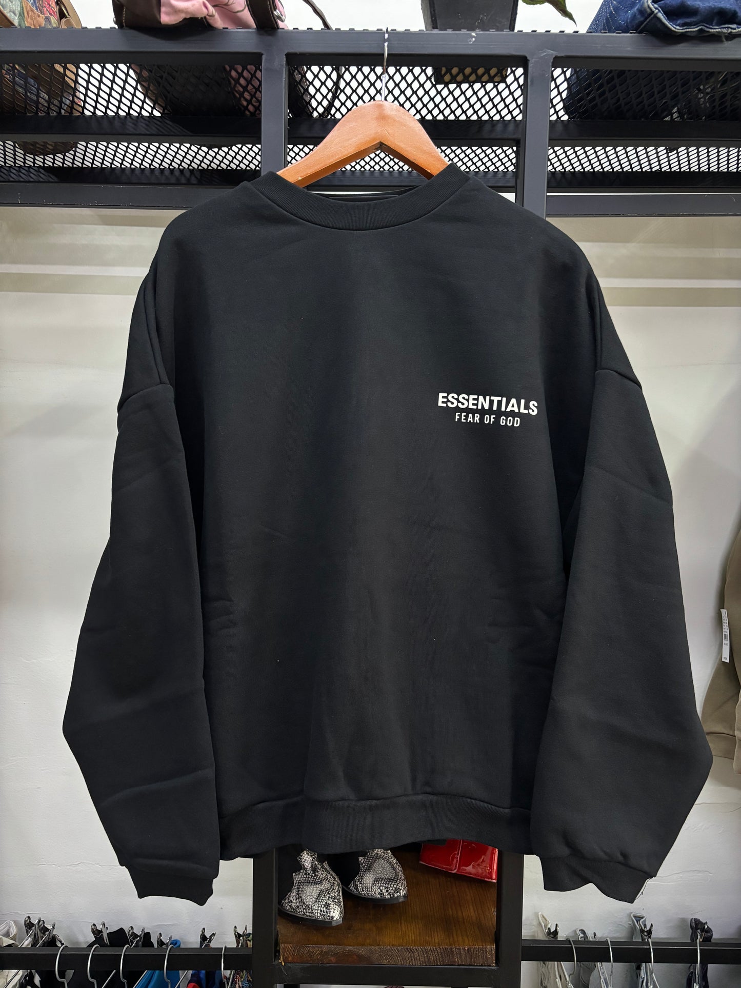 ESSENTIALS FEAR OF GOD SS24 BLACK CREWNECK