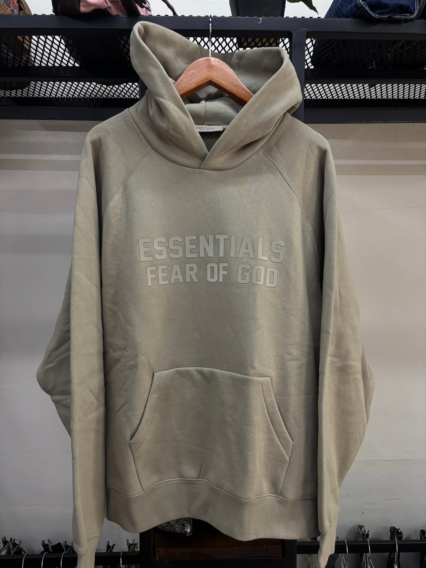 ESSENTIALS FEAR OF GOD SS23 SEAL HOODIE