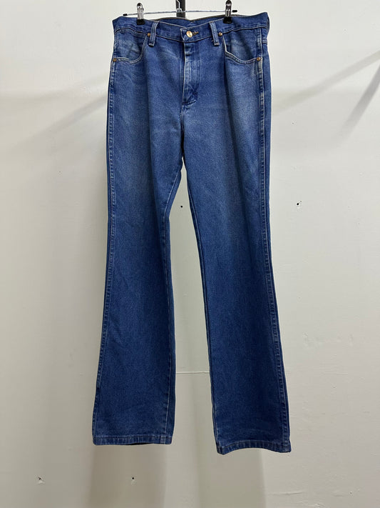 Wrangler Deep Blue Jeans